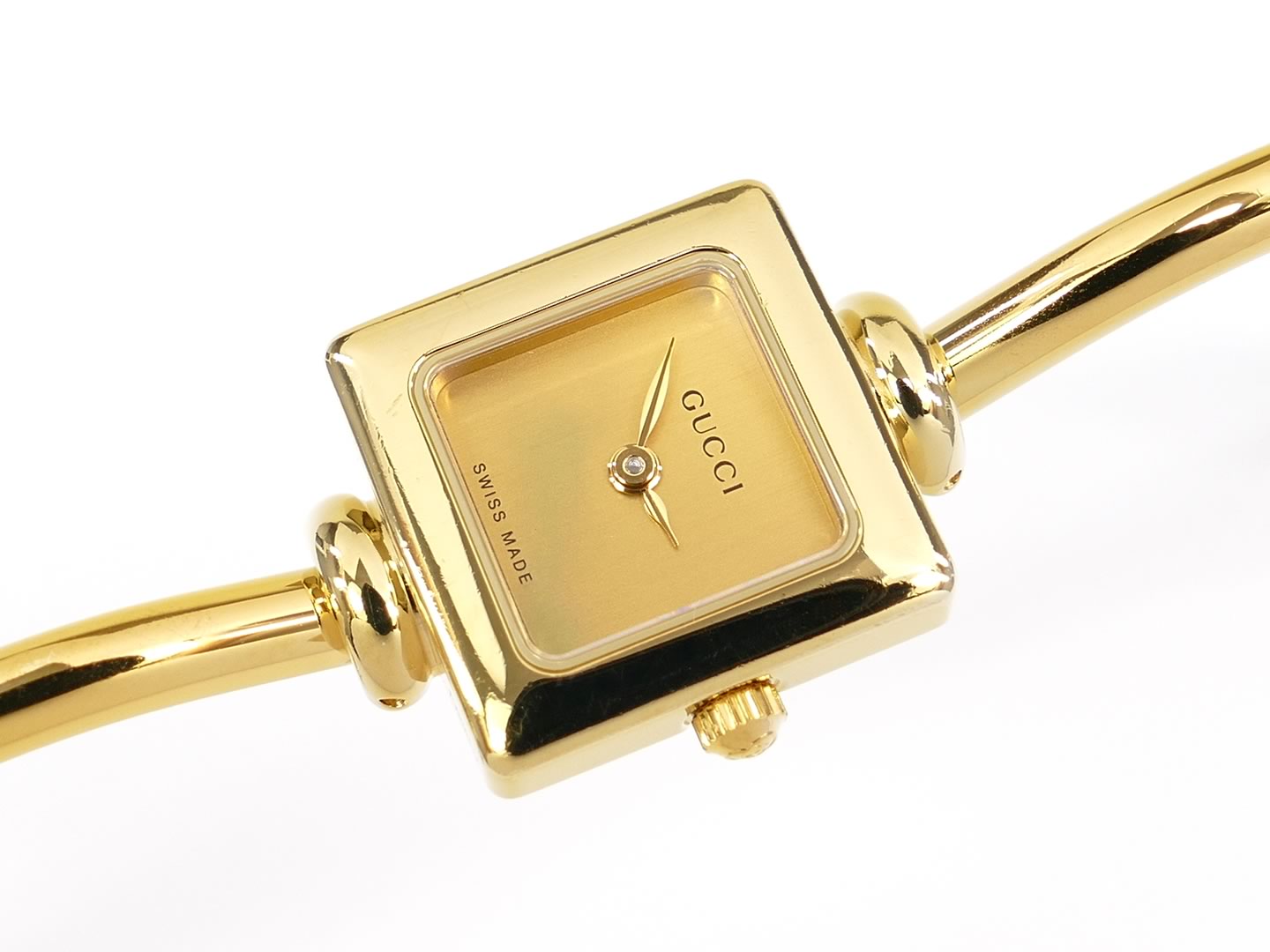 Gucci 1900L Champagne rectangular dial