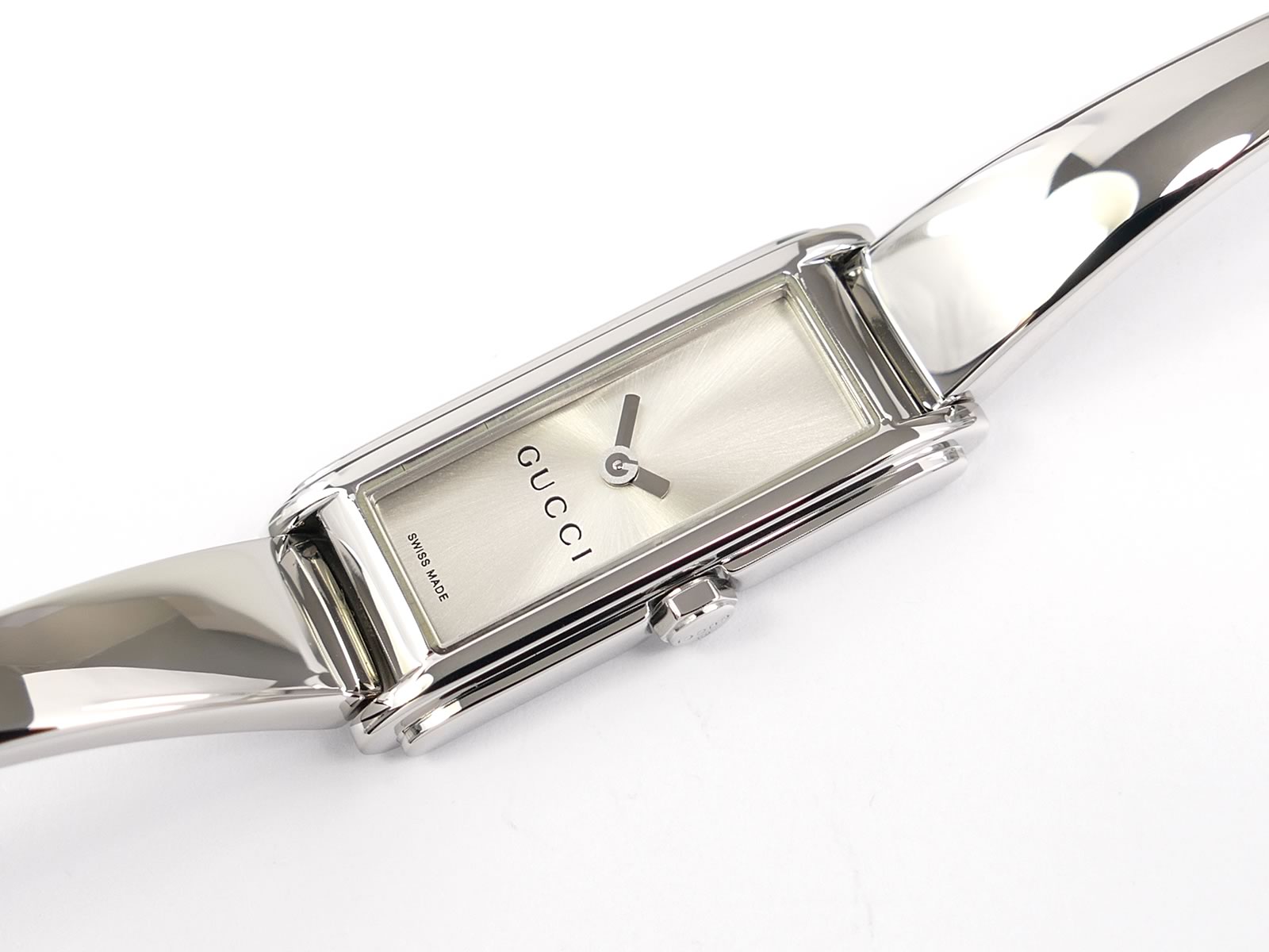 Gucci G-Line 109 Silver Sunburst Dial rectangular YA109523