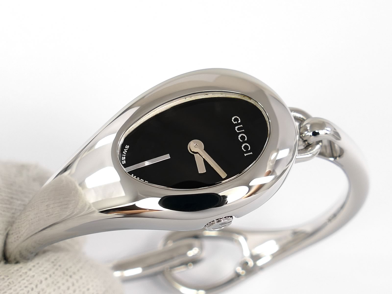 Gucci Horsebit 103 Black Dial YA103501 Stainless Steel Bangle Quartz