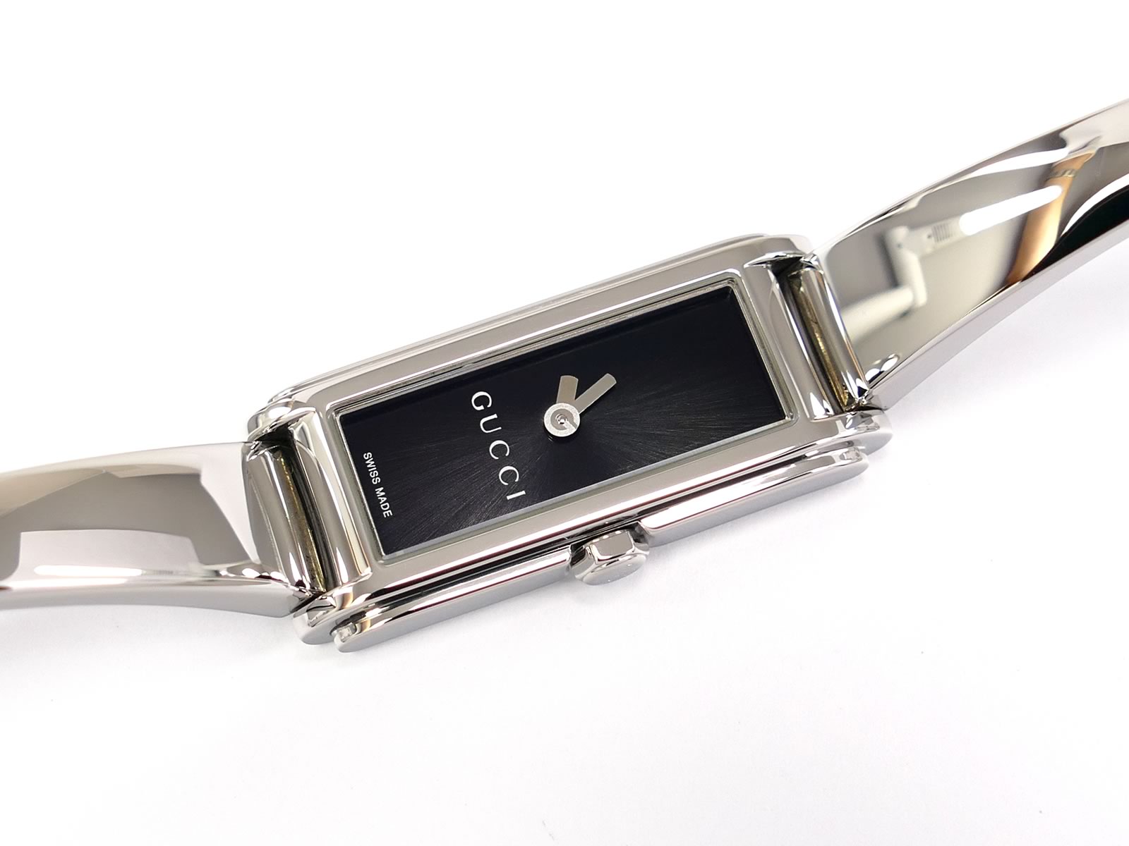 Gucci G-Line 109 Black Rectangular Dial YA109522