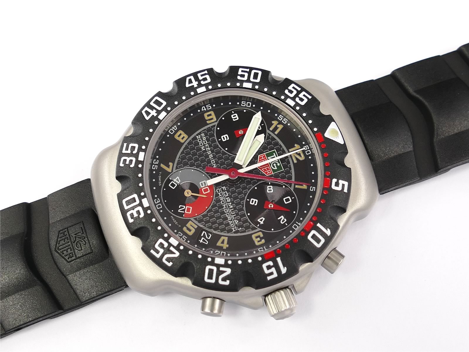 TAG Heuer Formula 1 Chronograph Black Carbon Fibre style dial