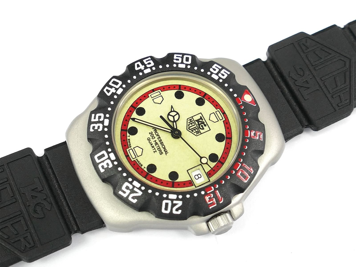 TAG Heuer Formula 1 Luminous Dial Retro WA1211 Mid size red border