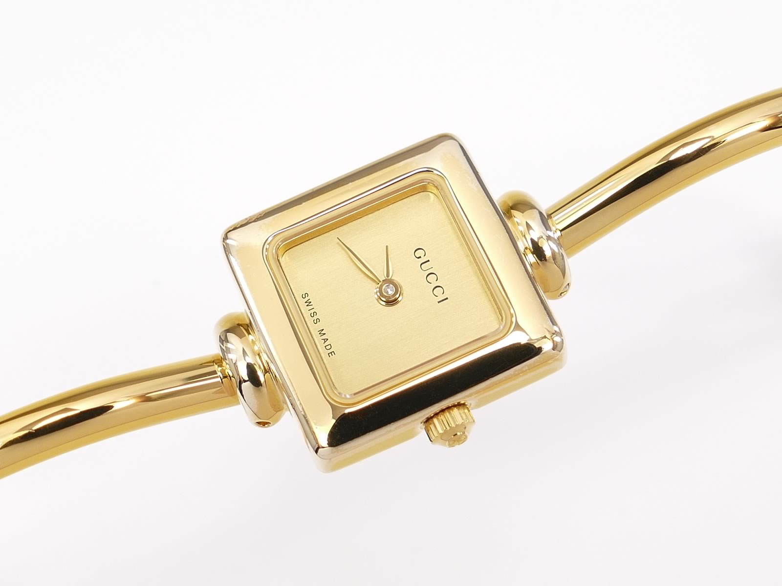 Gucci 1900 Square Champagne Dial on 18k Gold Plated Bangle