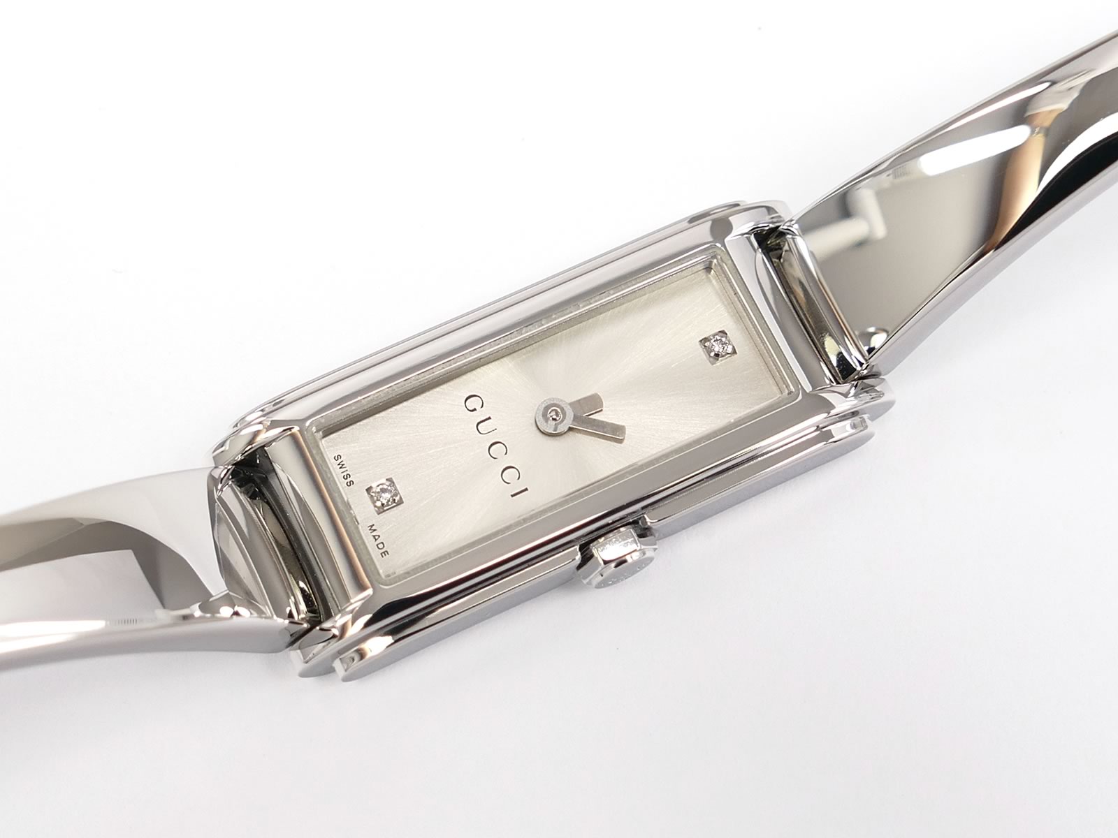 Gucci G-Line 109 Silver Rectangular Dial YA109519