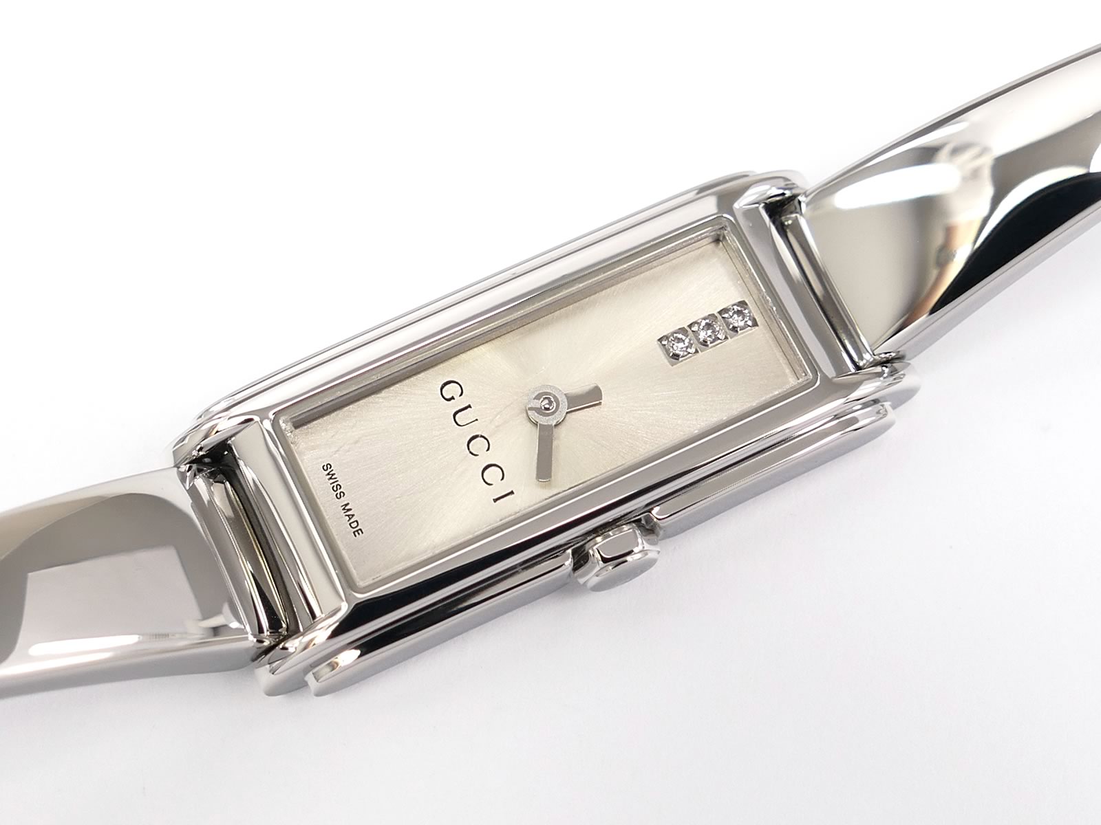 Gucci G-Line 109 Silver Dial with 3 Diamonds on Stainless Steel Bangle YA109516