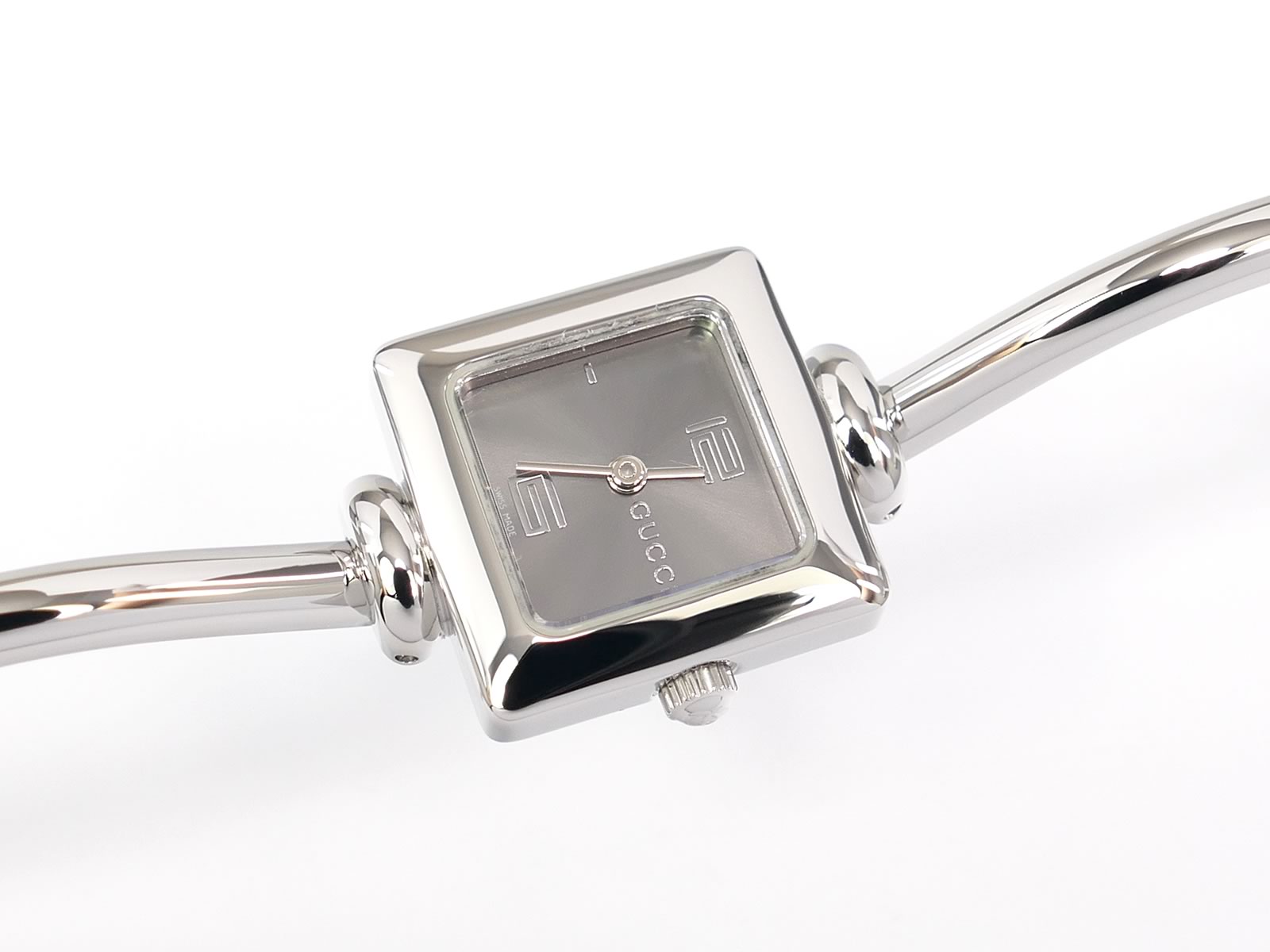Gucci Stainless Steel Bangle Quartz Watch 1900