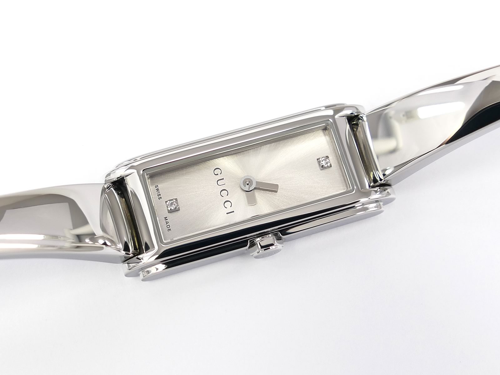 Gucci G-Line 109 Silver Rectangular Dial YA109519 Stainless Steel