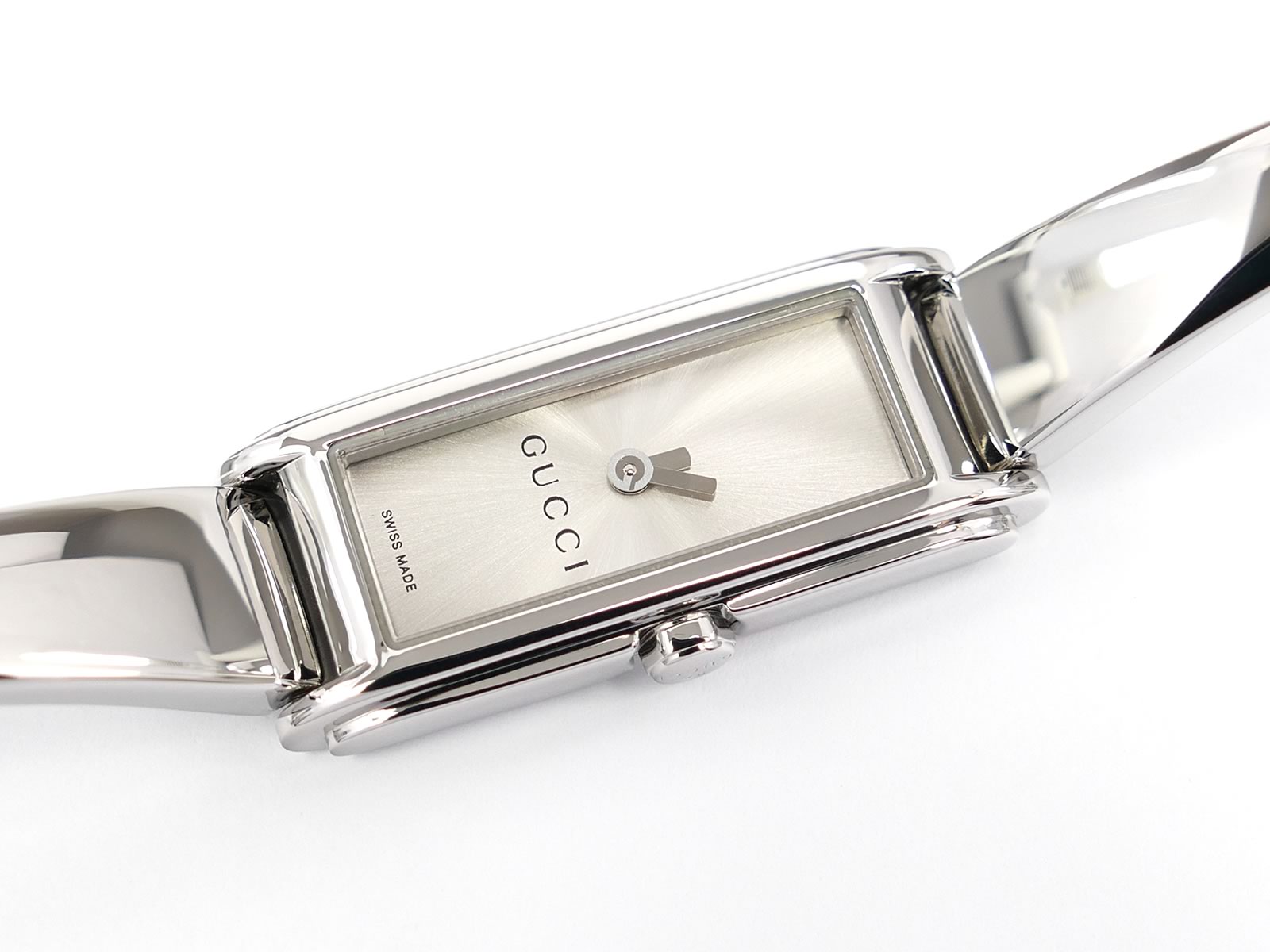 Gucci G-Line 109 on Stainless Steel Bangle Quartz