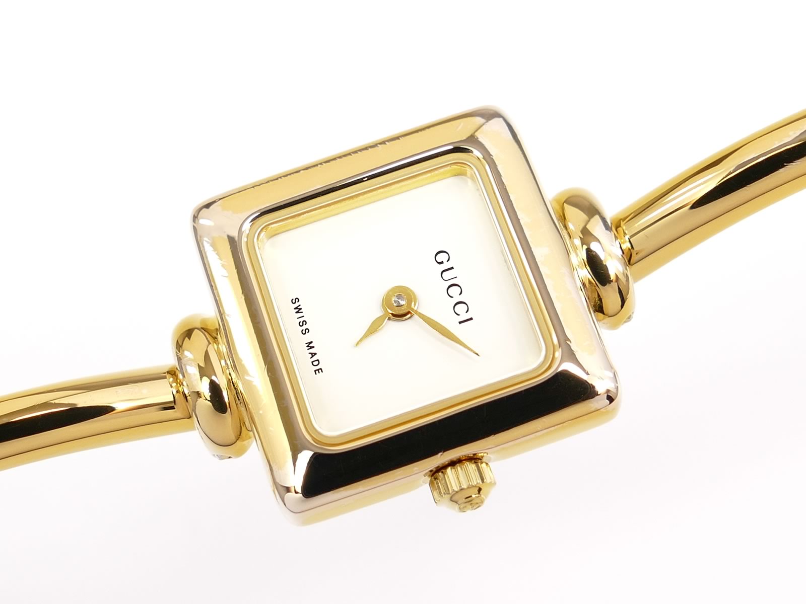 Gucci 1900 White Dial Square 18k Gold Plated