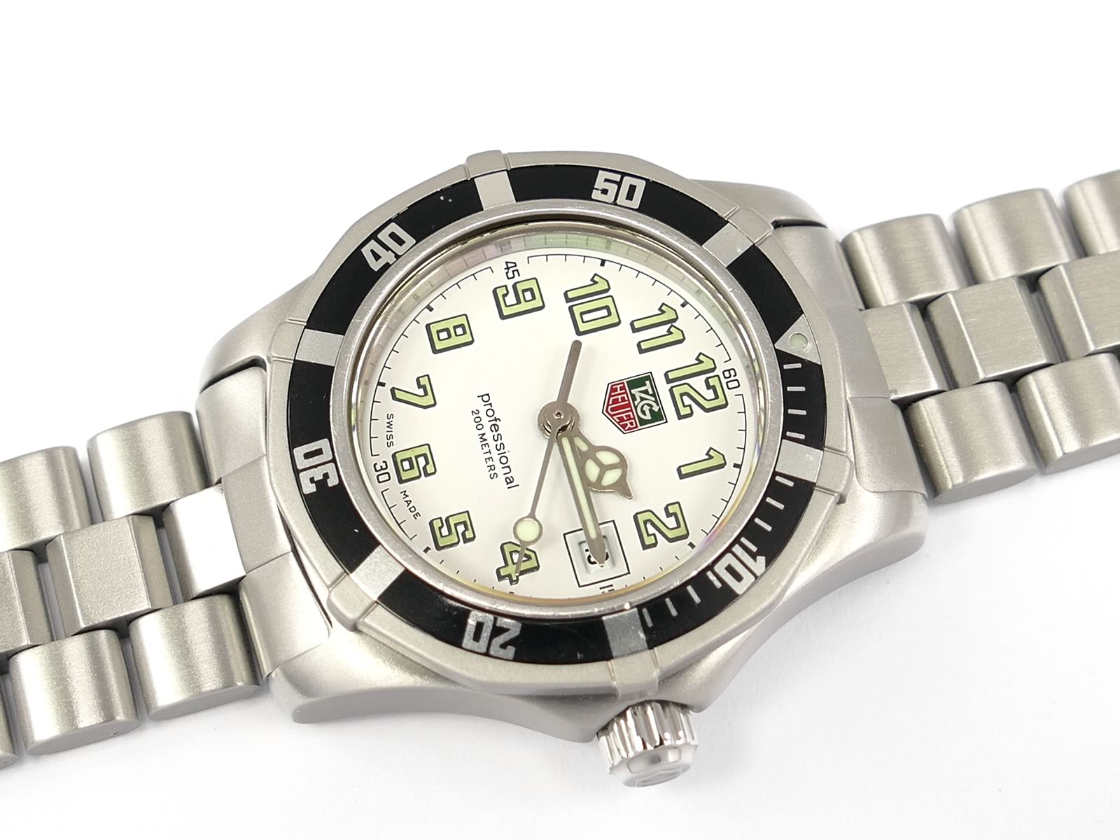 TAG Heuer 2000 Sport White Dial Ladies WM1311 – SWWatches