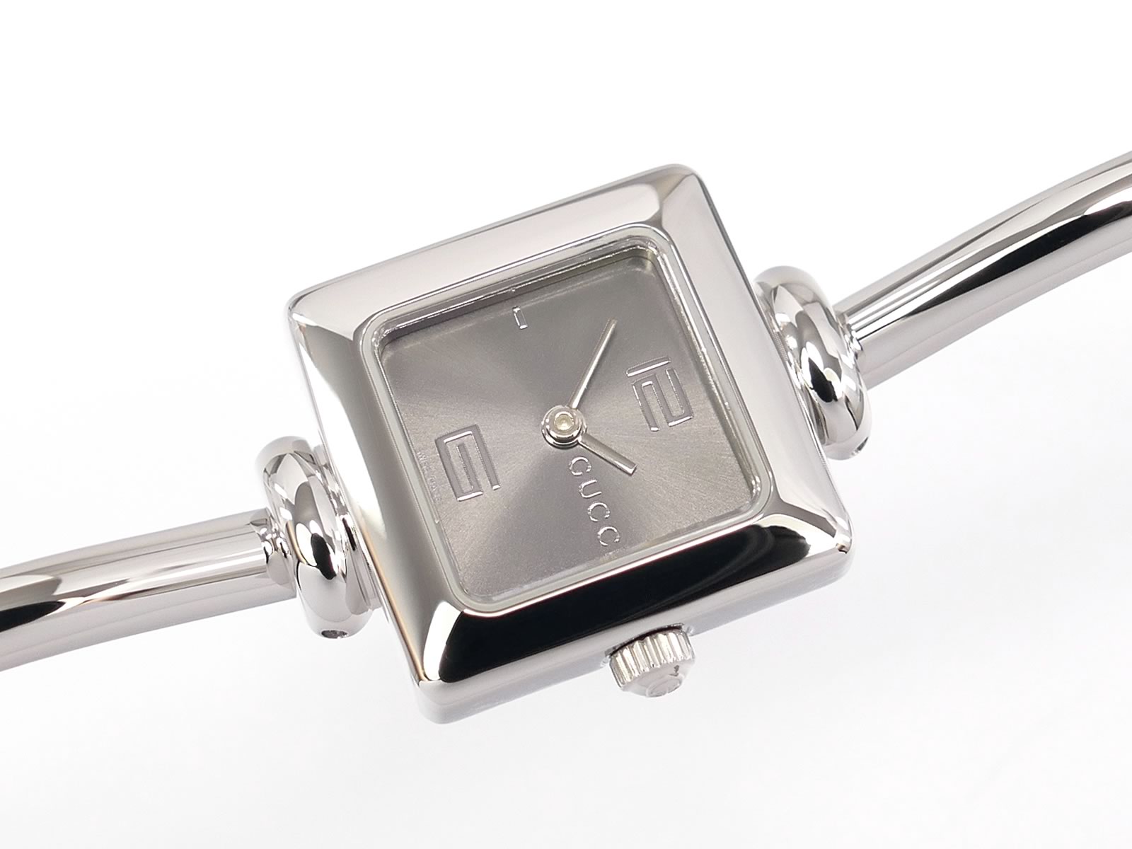 Gucci 1900L Grey Sunburst Dial Square Quartz Watch