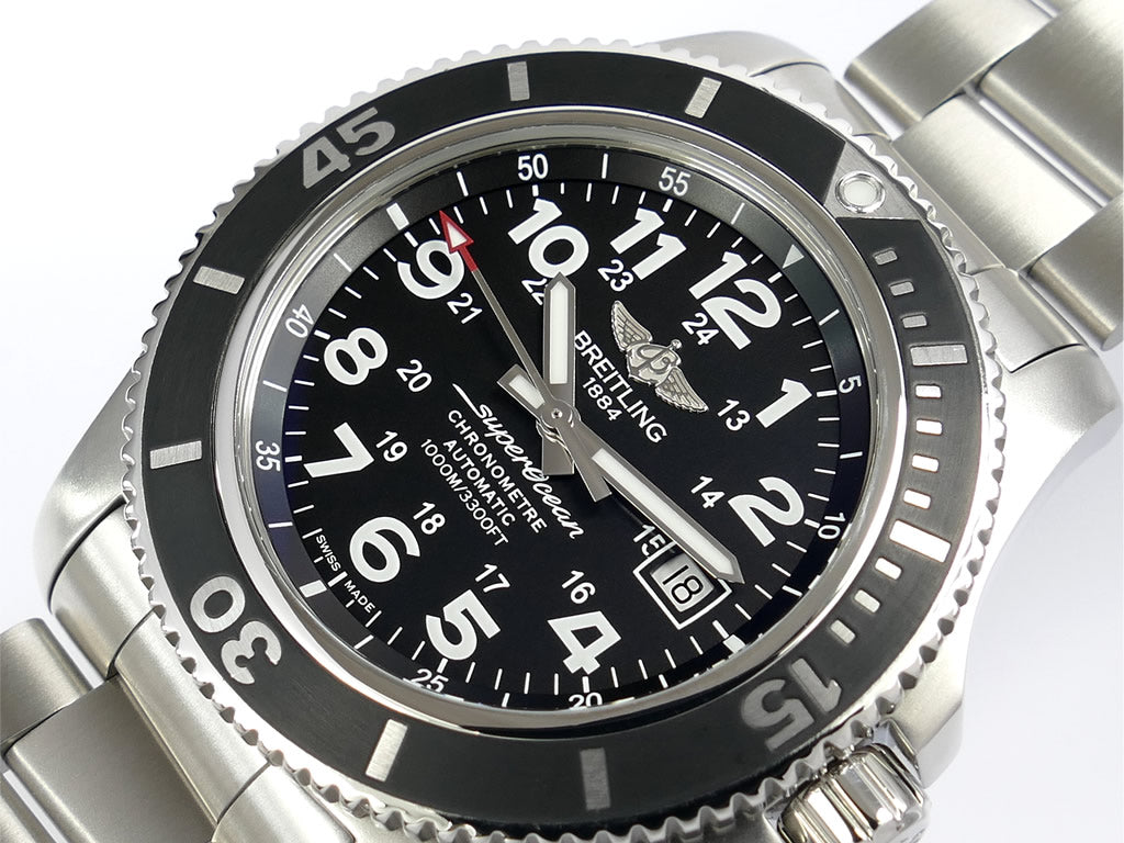 Breitling Superocean II 44 A17392 Arabic numeral dial with date