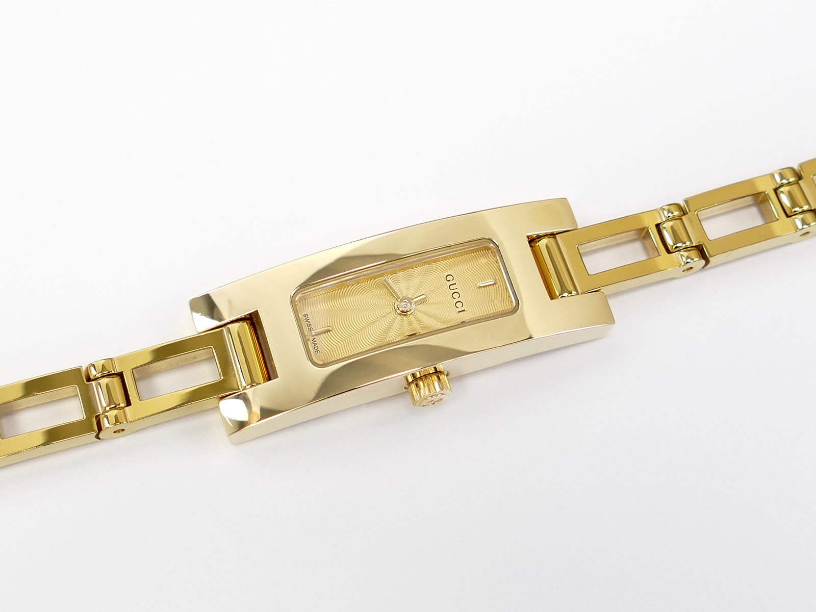 Gucci 3900L Champagne Rectangular Guilloche Dial 18k Gold Plated case