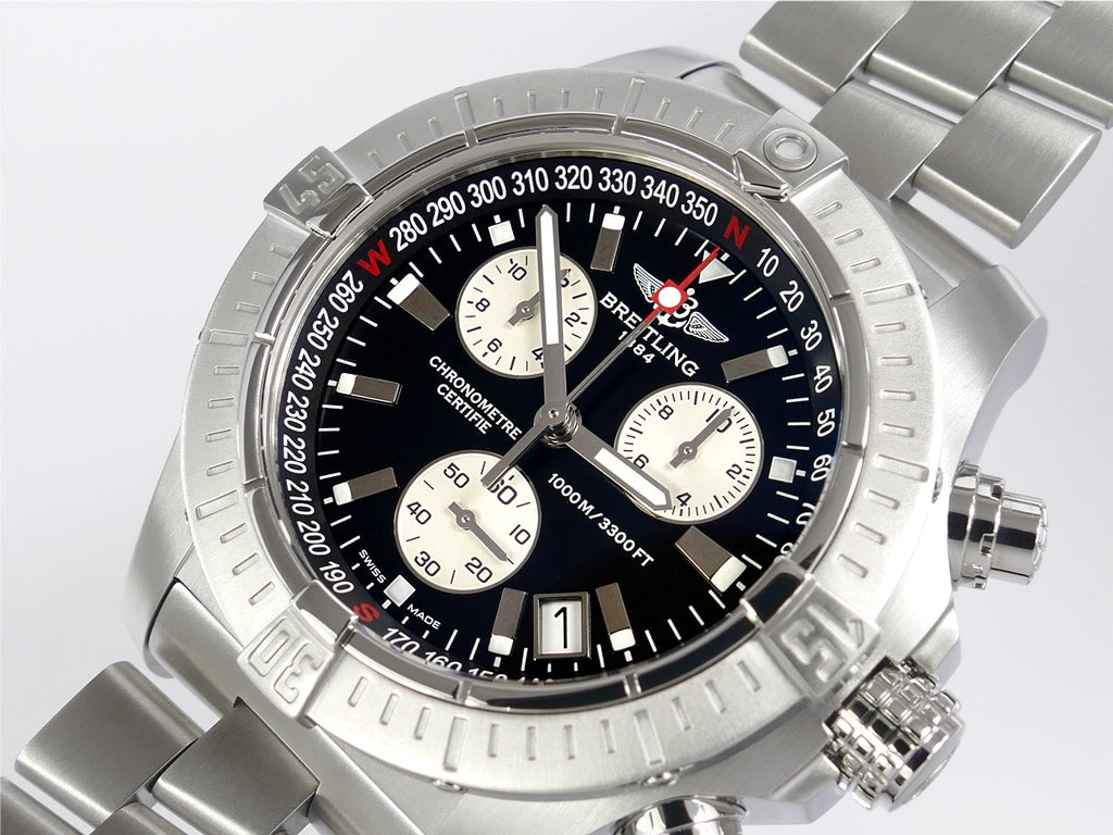 Breitling Avenger Seawolf A73390 chronograph dial with date