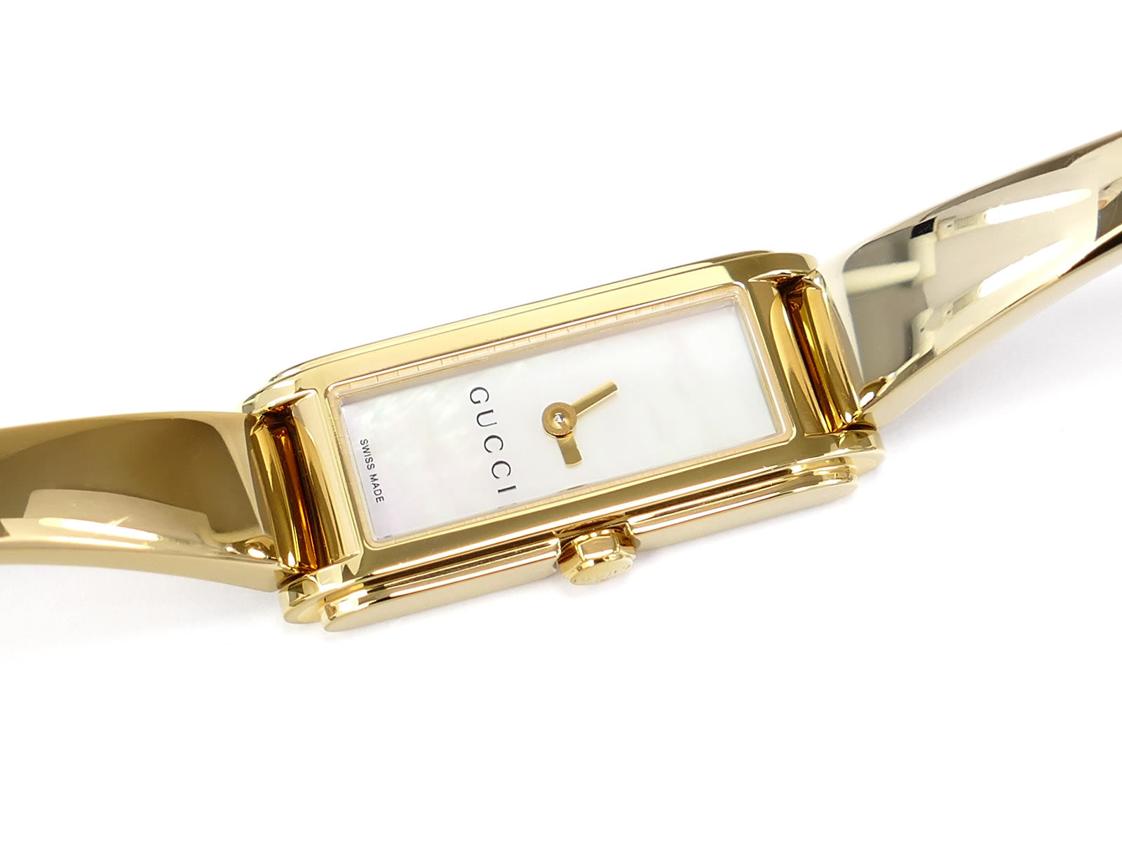 Gucci G-Line 109 Mother of Pearl on 18k Yellow Gold Bangle