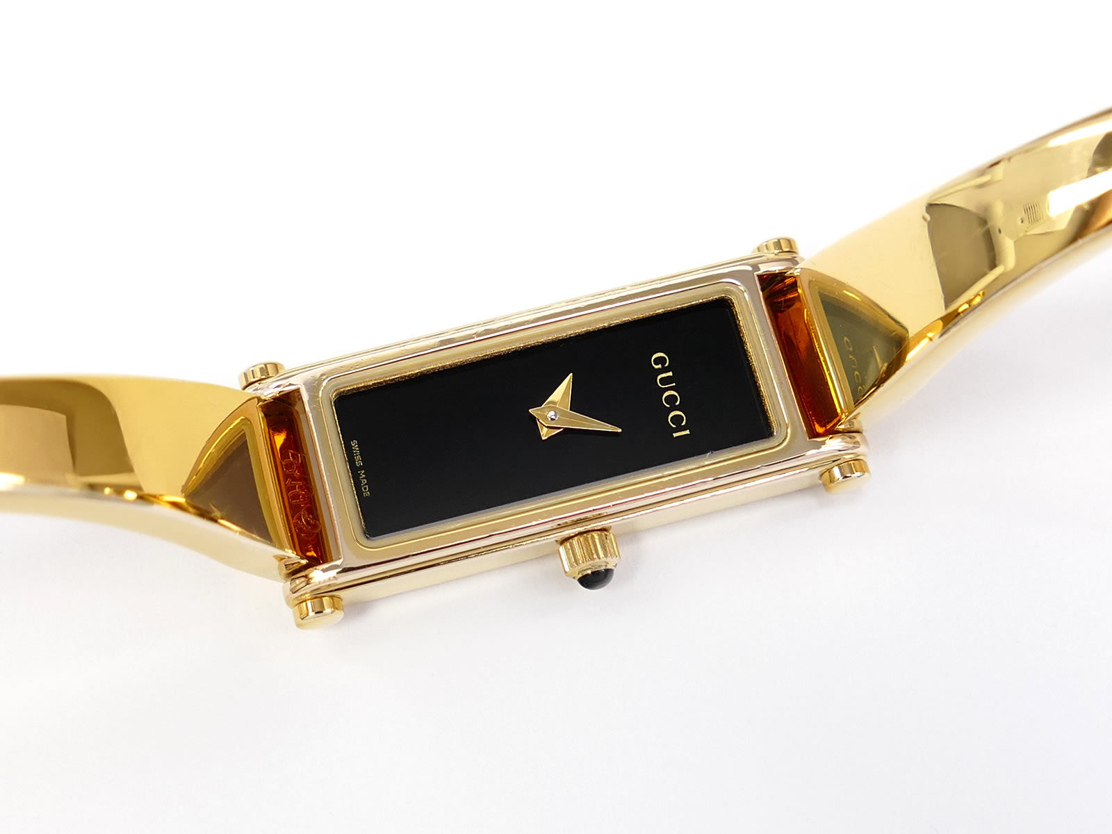 Gucci 1500L Black on 18k Yellow Gold