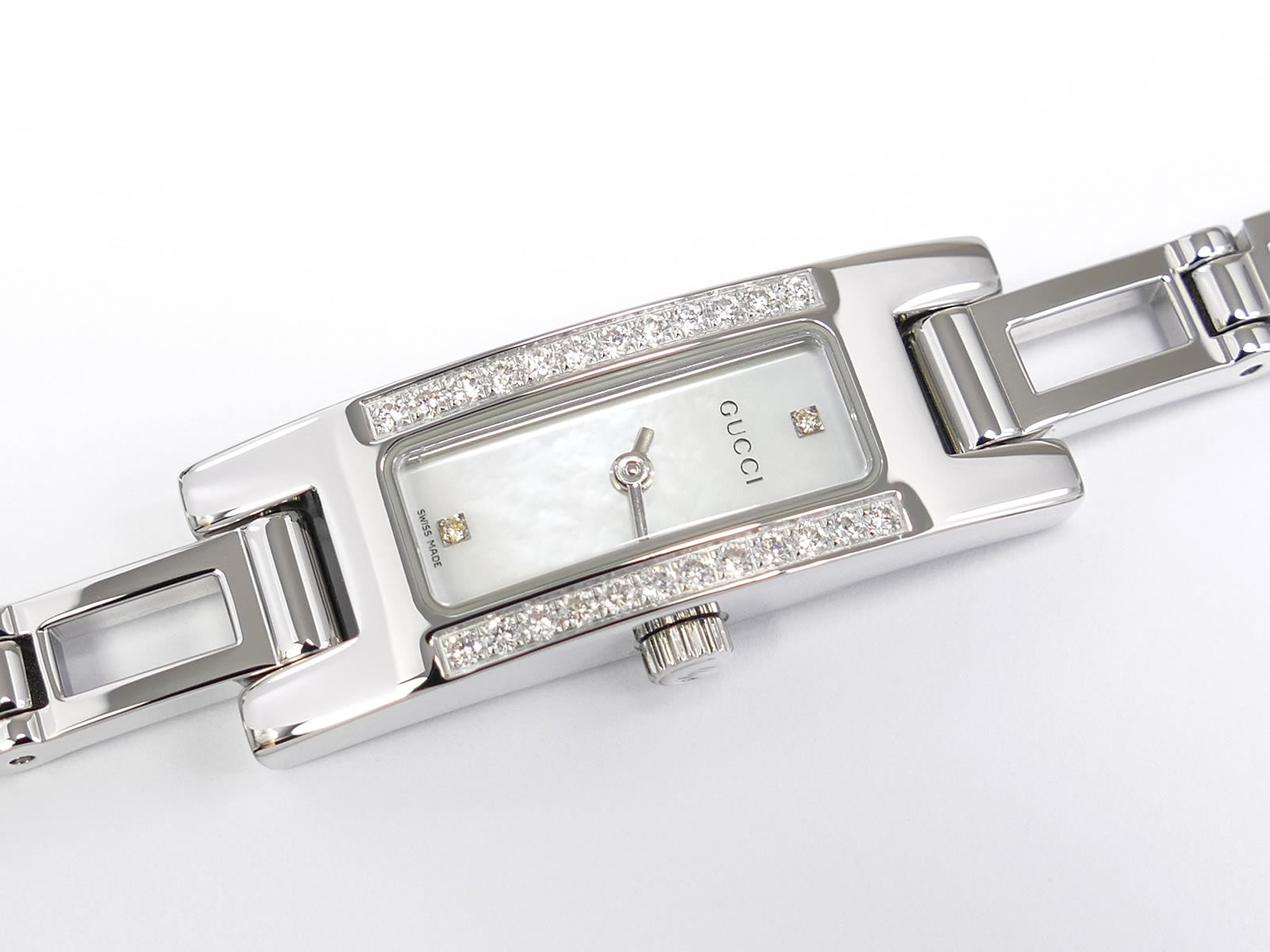 Gucci 3900L Mother of Pearl 24 Diamond bezel