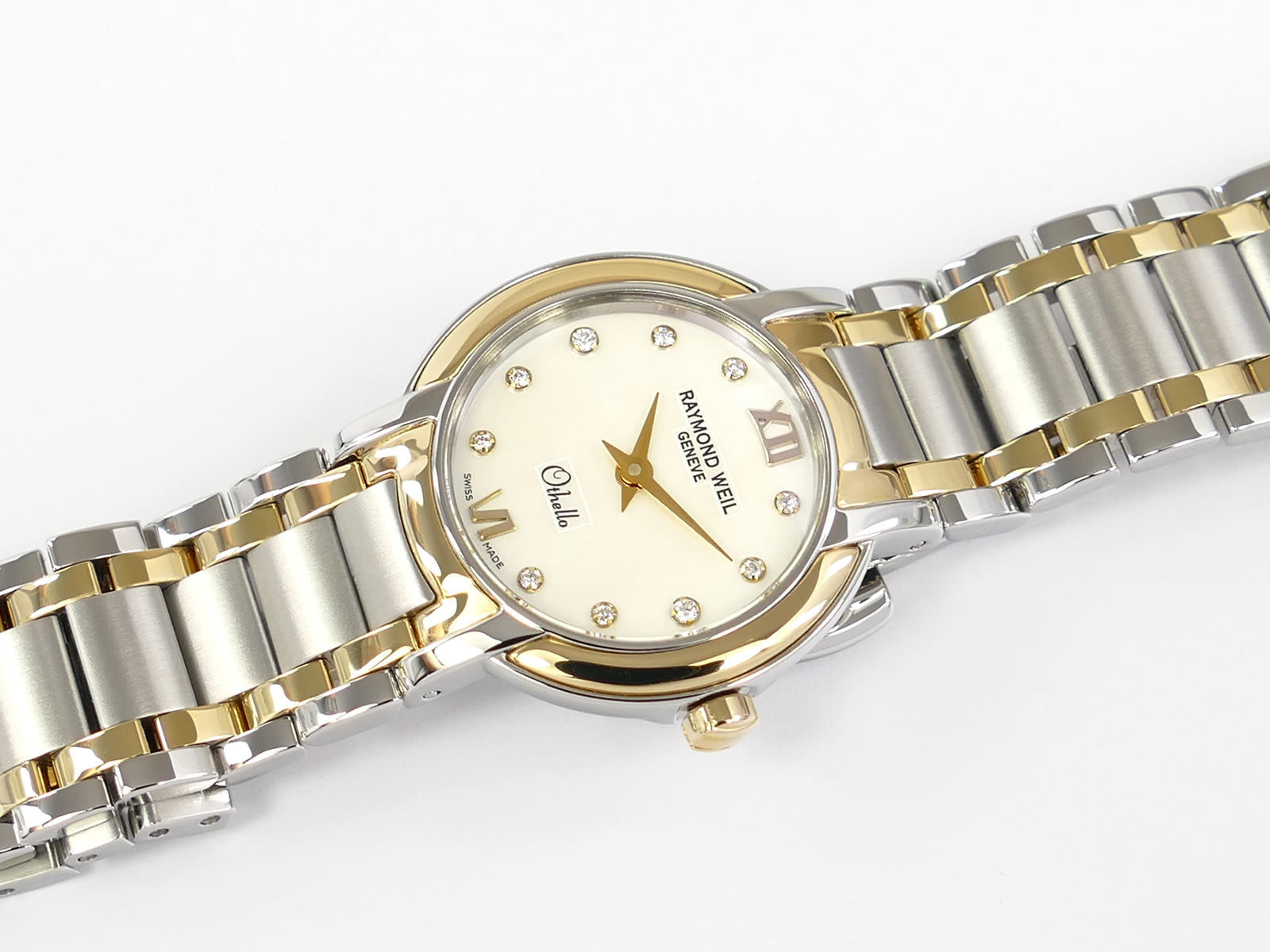 Raymond Weil Othello Mother of Pearl & Diamonds with 18k Gold 2320