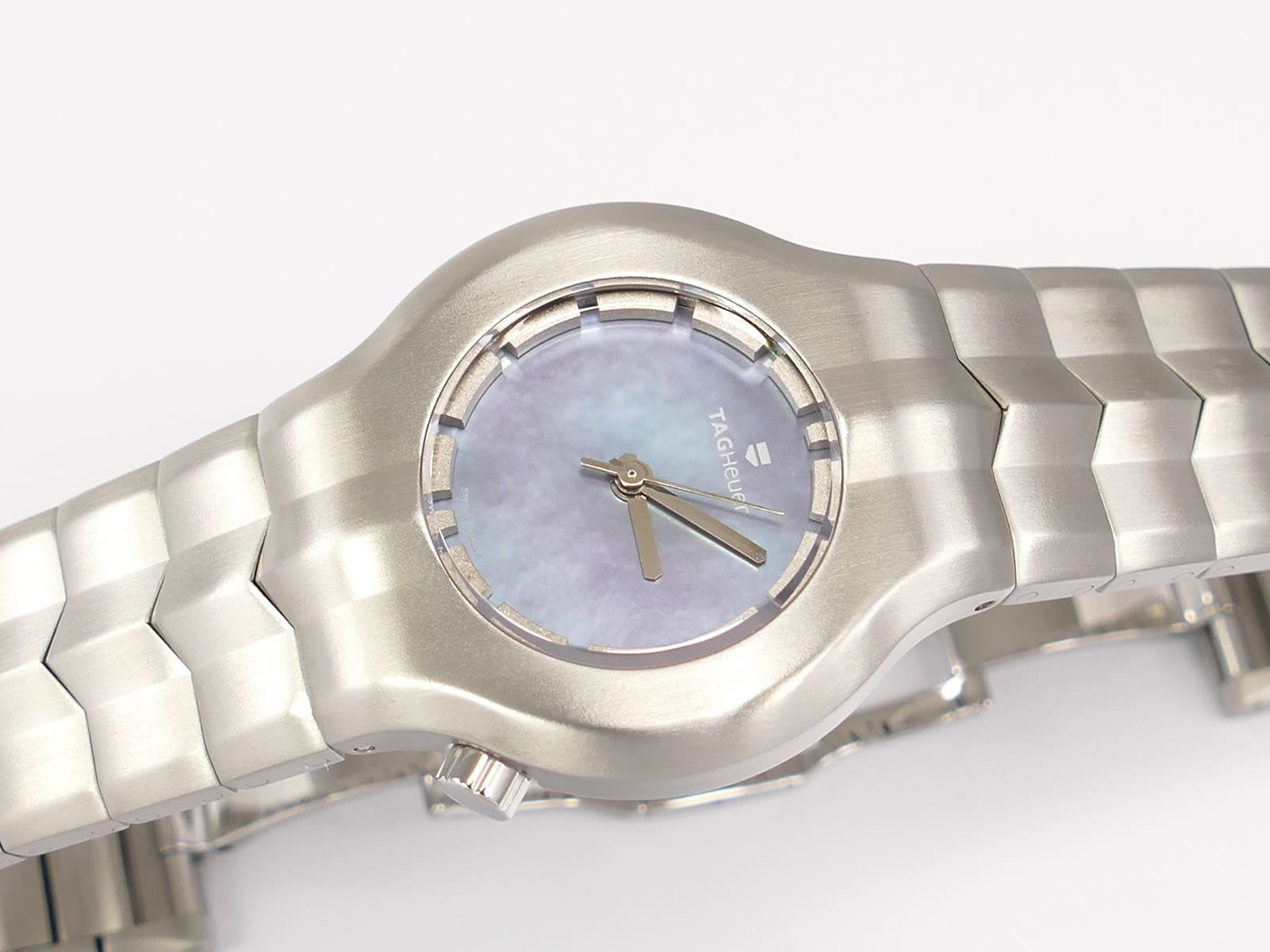 TAG Heuer Alter Ego Blue Mother of Pearl WP1312-0 discrete hour markers