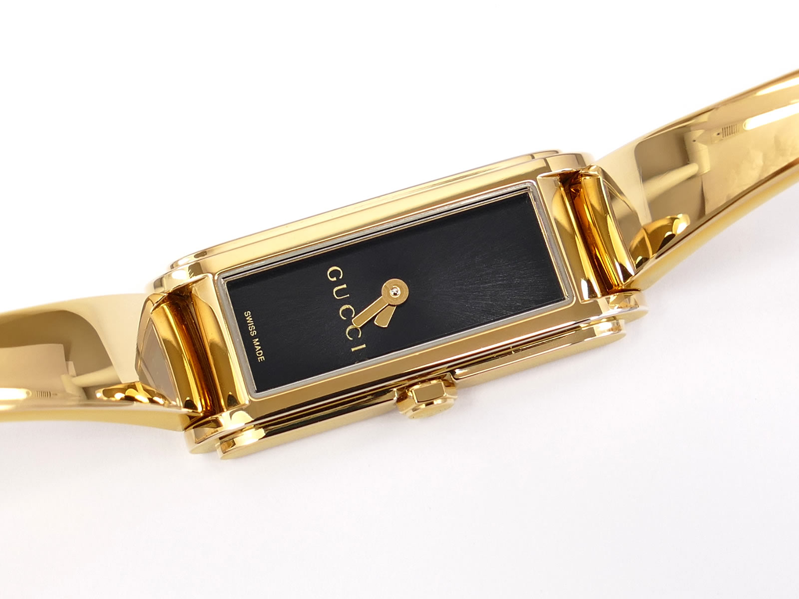 Gucci G-Line 109 Black Sunburst Dial YA109524