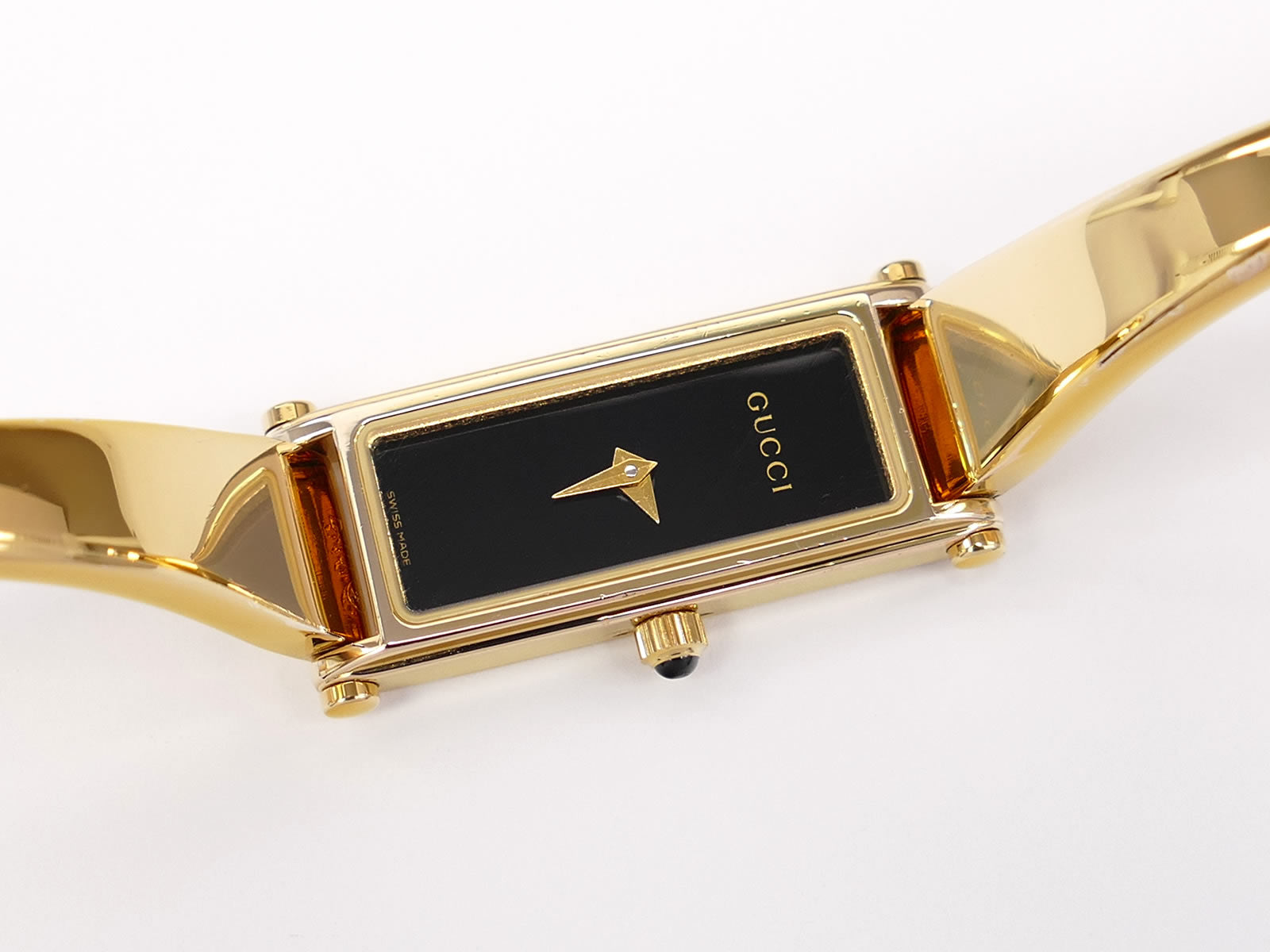 Gucci 1500L Black Rectangular Dial with 18k Yellow Gold Plated Bangle