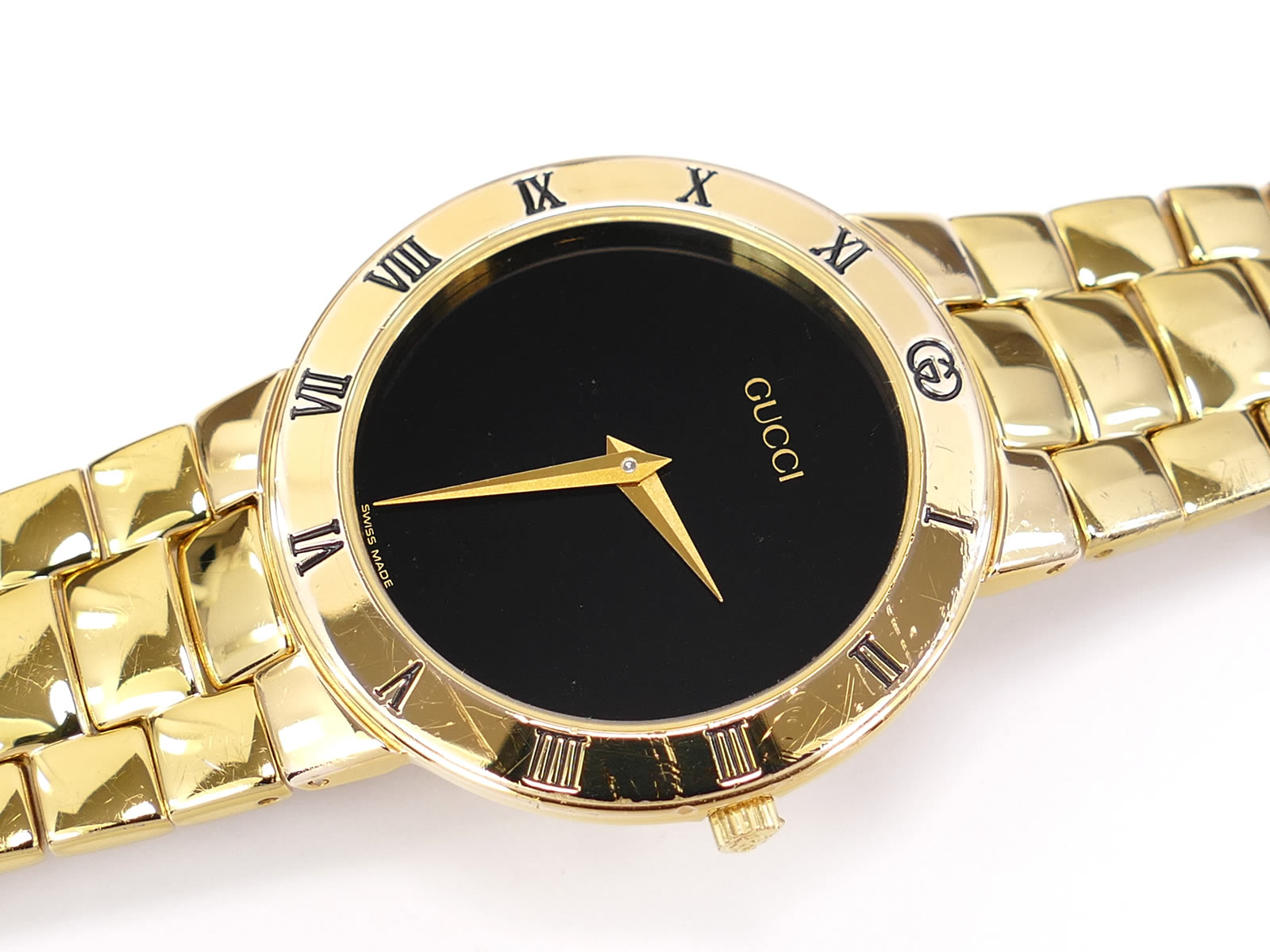 Gucci Black Dial 18k Gold Plated bezel 3300.2.M