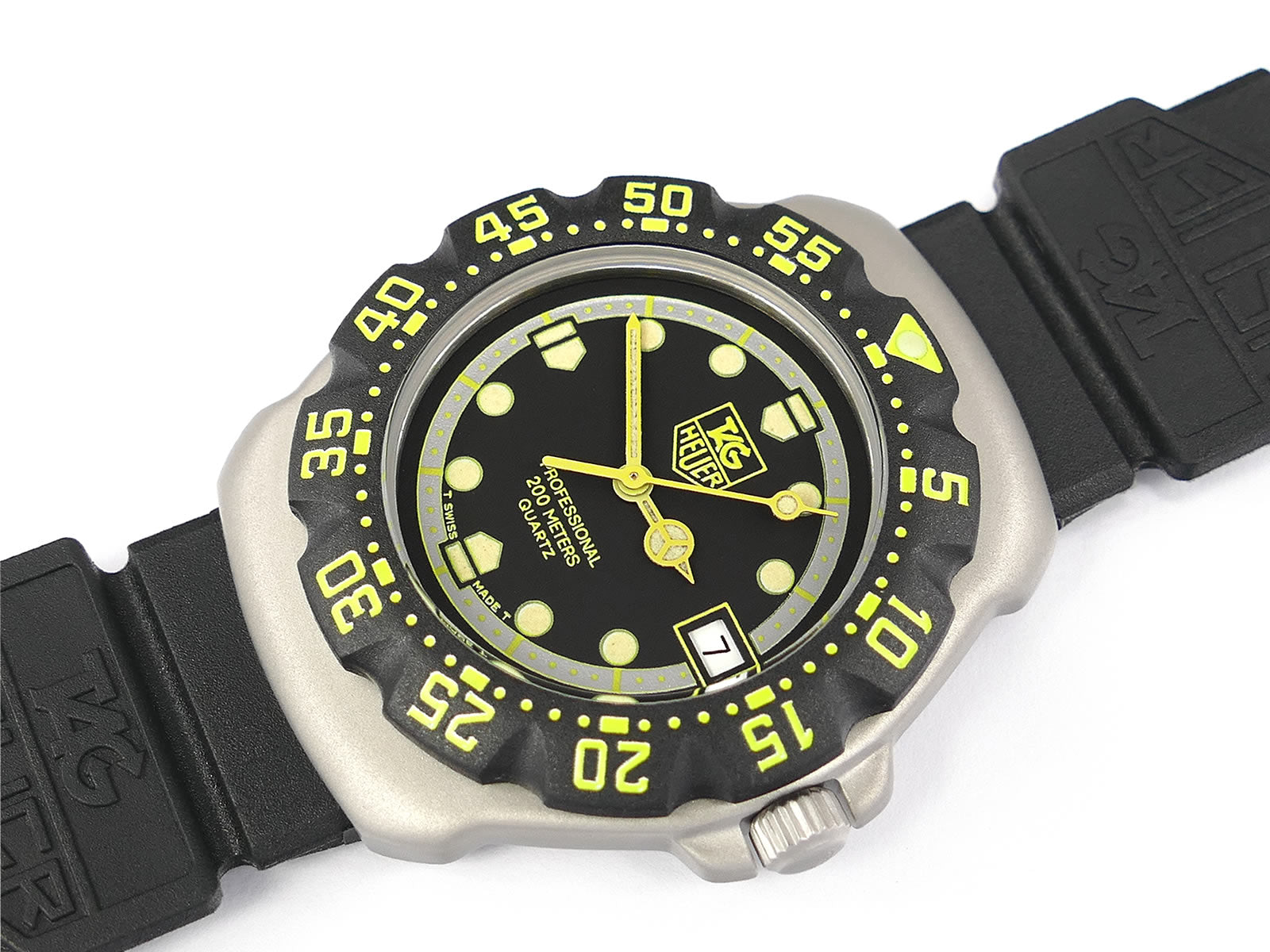 TAG Heuer Formula 1 Black & Yellow WA1216 New Bezel