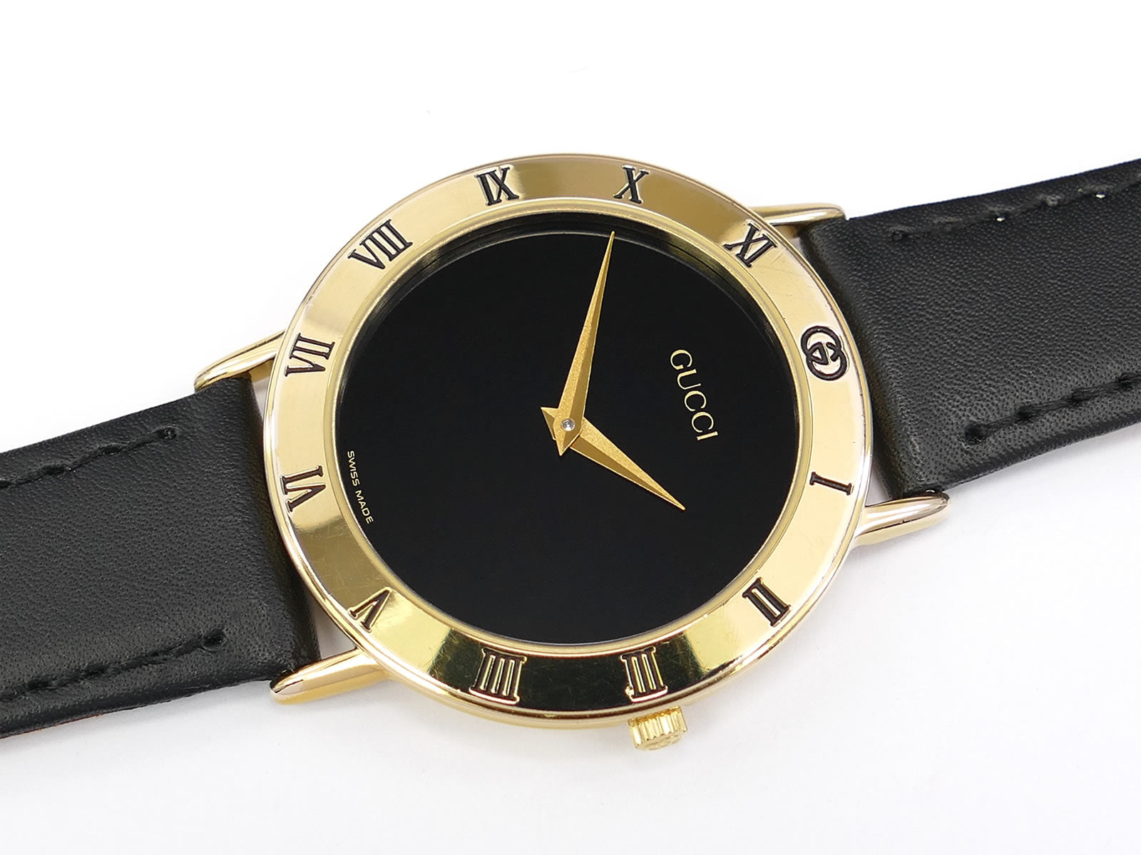 Gucci 3000M Black Dial 18k Gold Plated Roman Numeral Bezel 3000.2.M