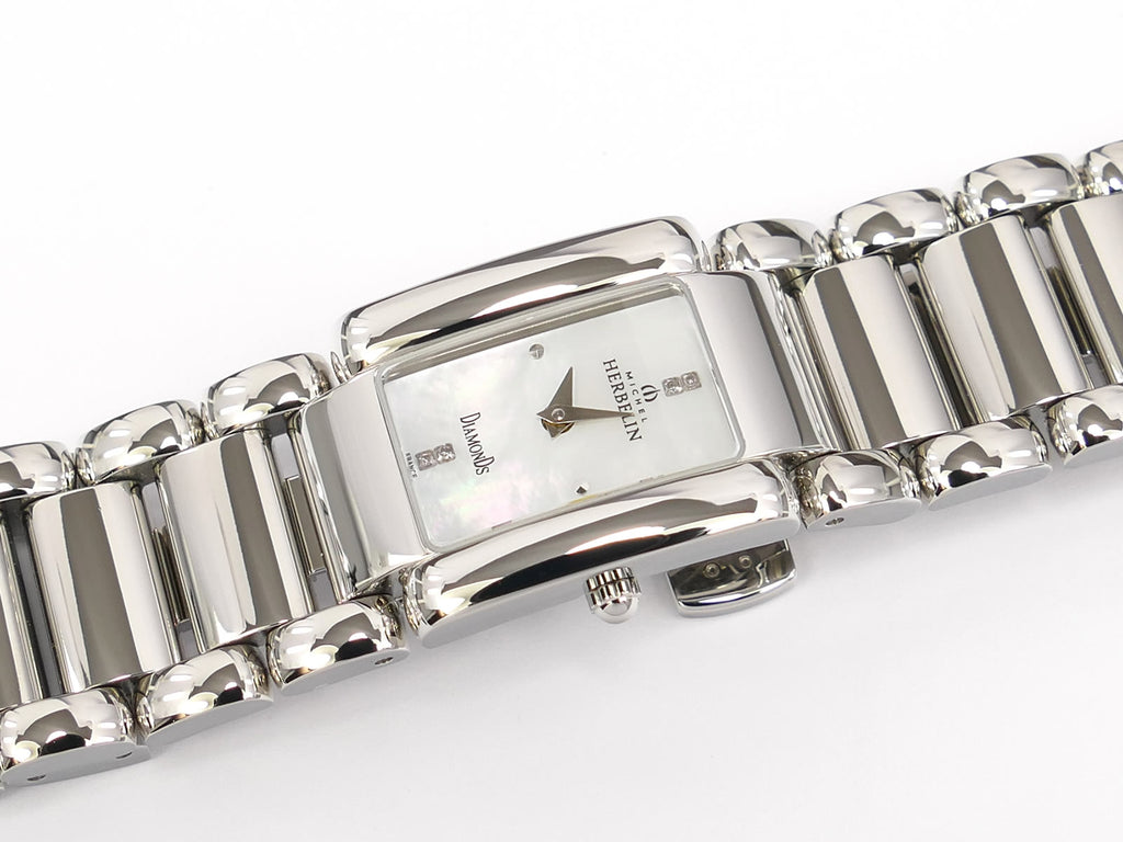 Michel Herbelin Strella White Mother of Pearl & 4 Diamonds 17480/B89 