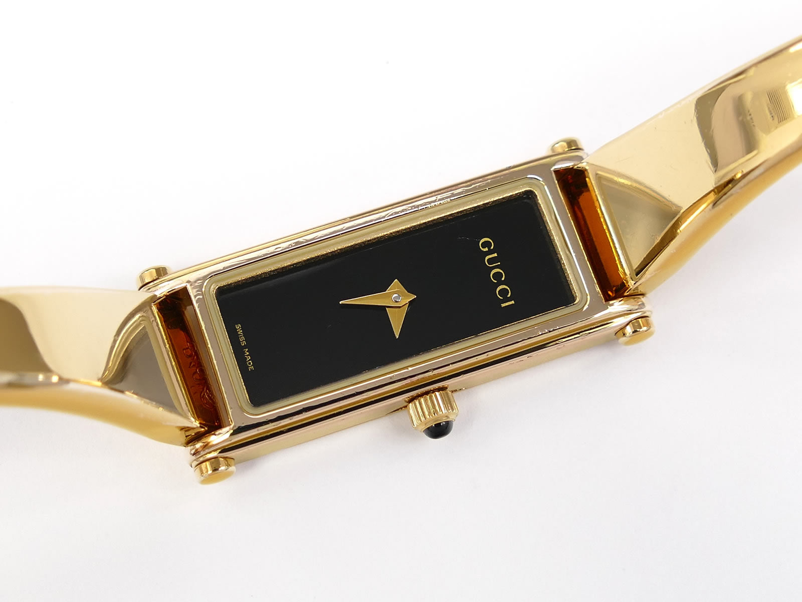 Gucci 1500L Black Rectangular Dial
