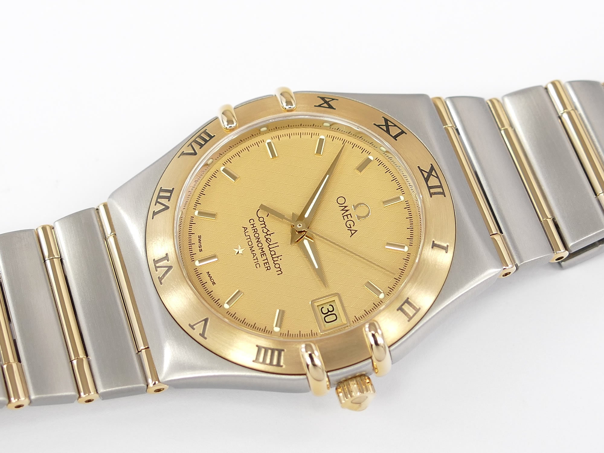 Omega Constellation Chronometer Champagne Dial 1202.10.00