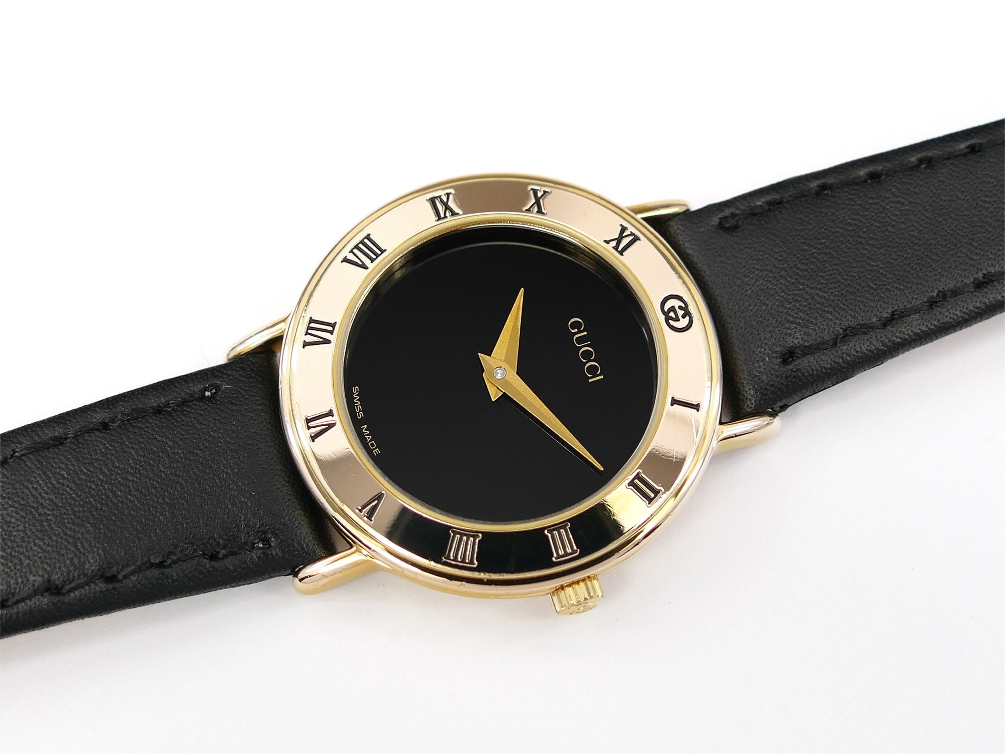 Gucci 3000.2.L Black Dial 18k Gold Plated Roman Numeral Bezel 3000L