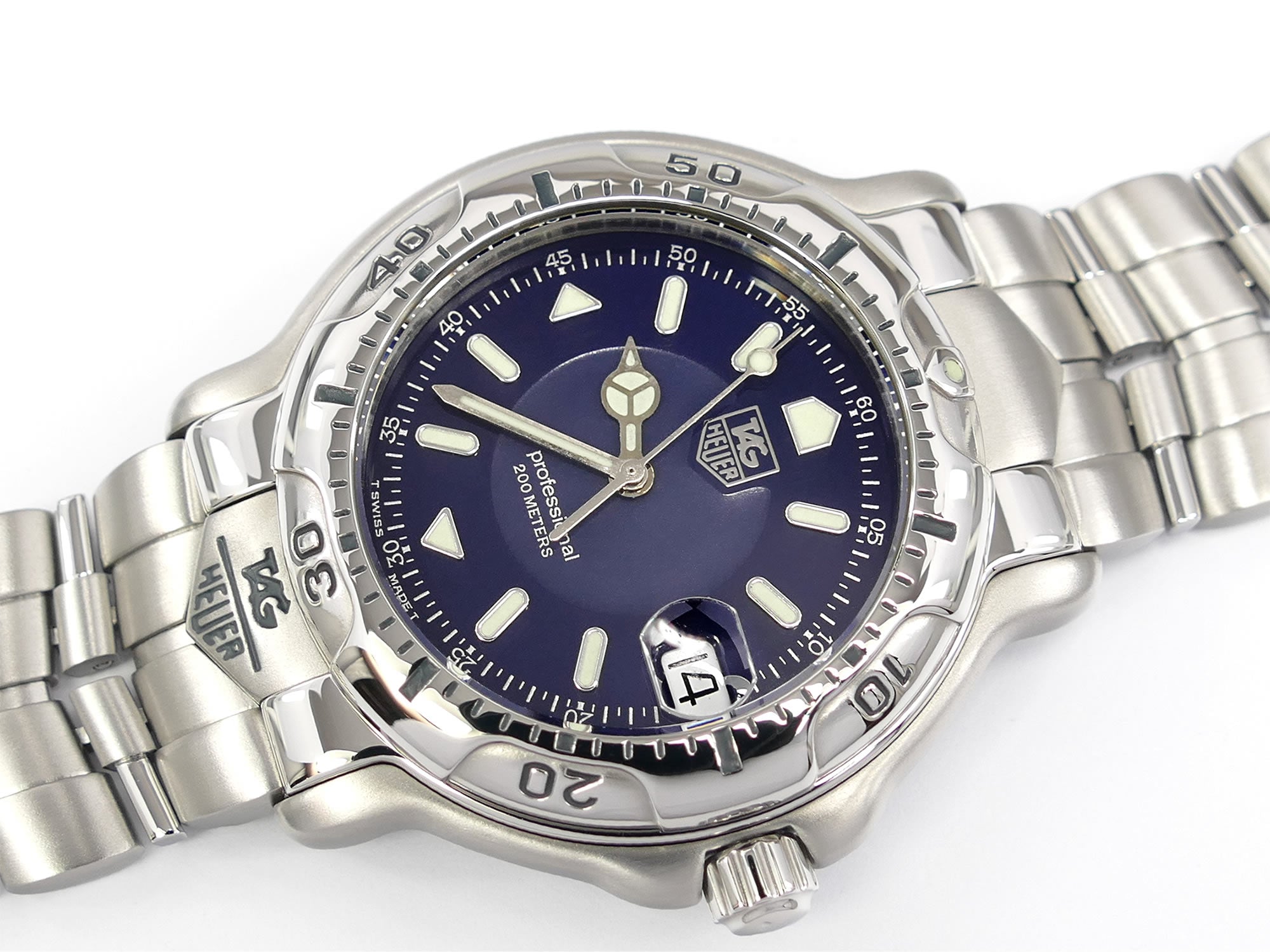 TAG Heuer 6000 Professional WH1115-K1 Royal Blue Dial 38mm – SWWatches