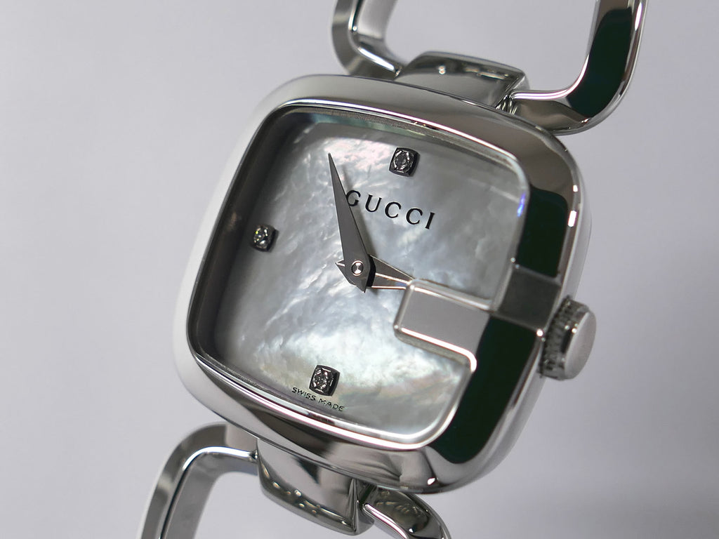 Gucci G 125.5 Iridescent Square Mother of Pearl dial