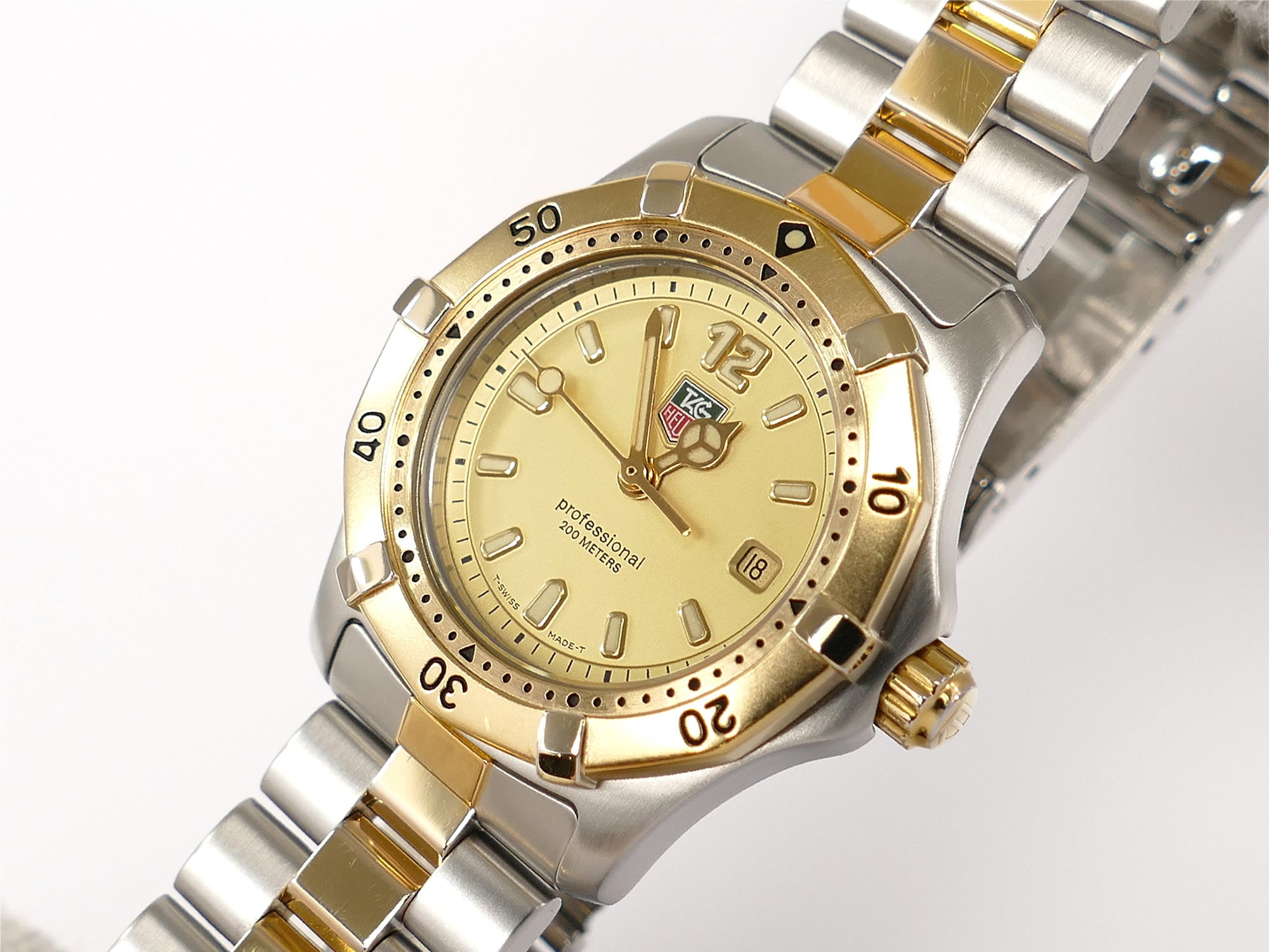 TAG Heuer 2000 Classic WK1321 Champagne Dial with date