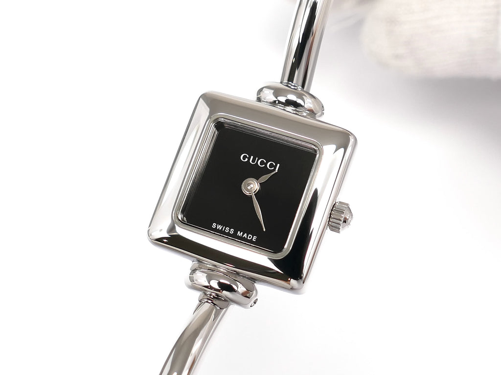 Gucci Black on Stainless Steel Bangle Quartz 1900 L