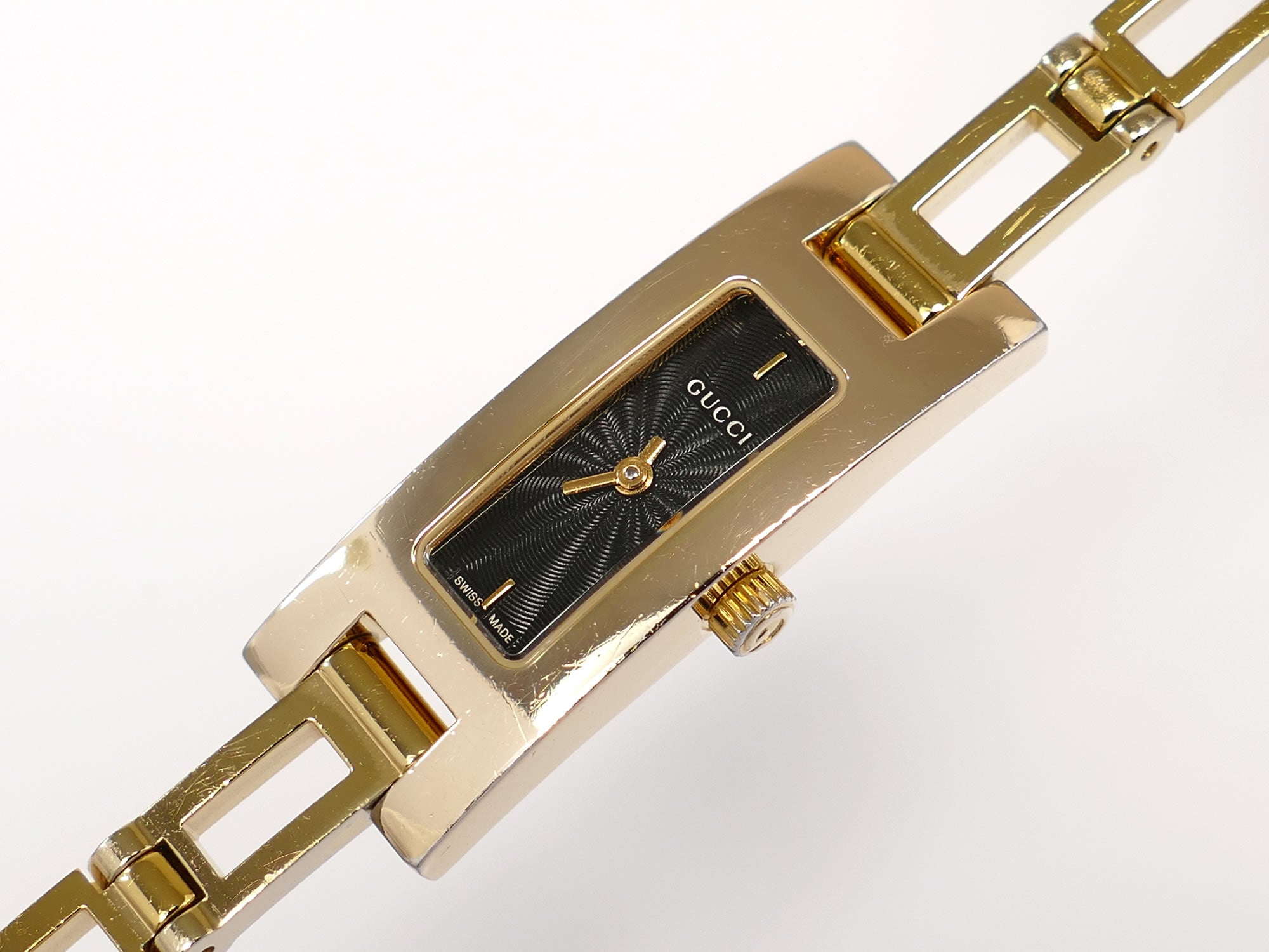 Gucci 3900L Black Guilloche Dial 18k Gold Plated