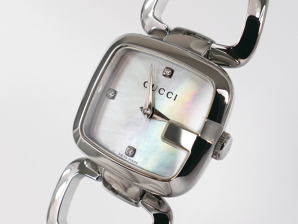 G-Gucci White Mother of Pearl with 3 Diamonds Square YA125502