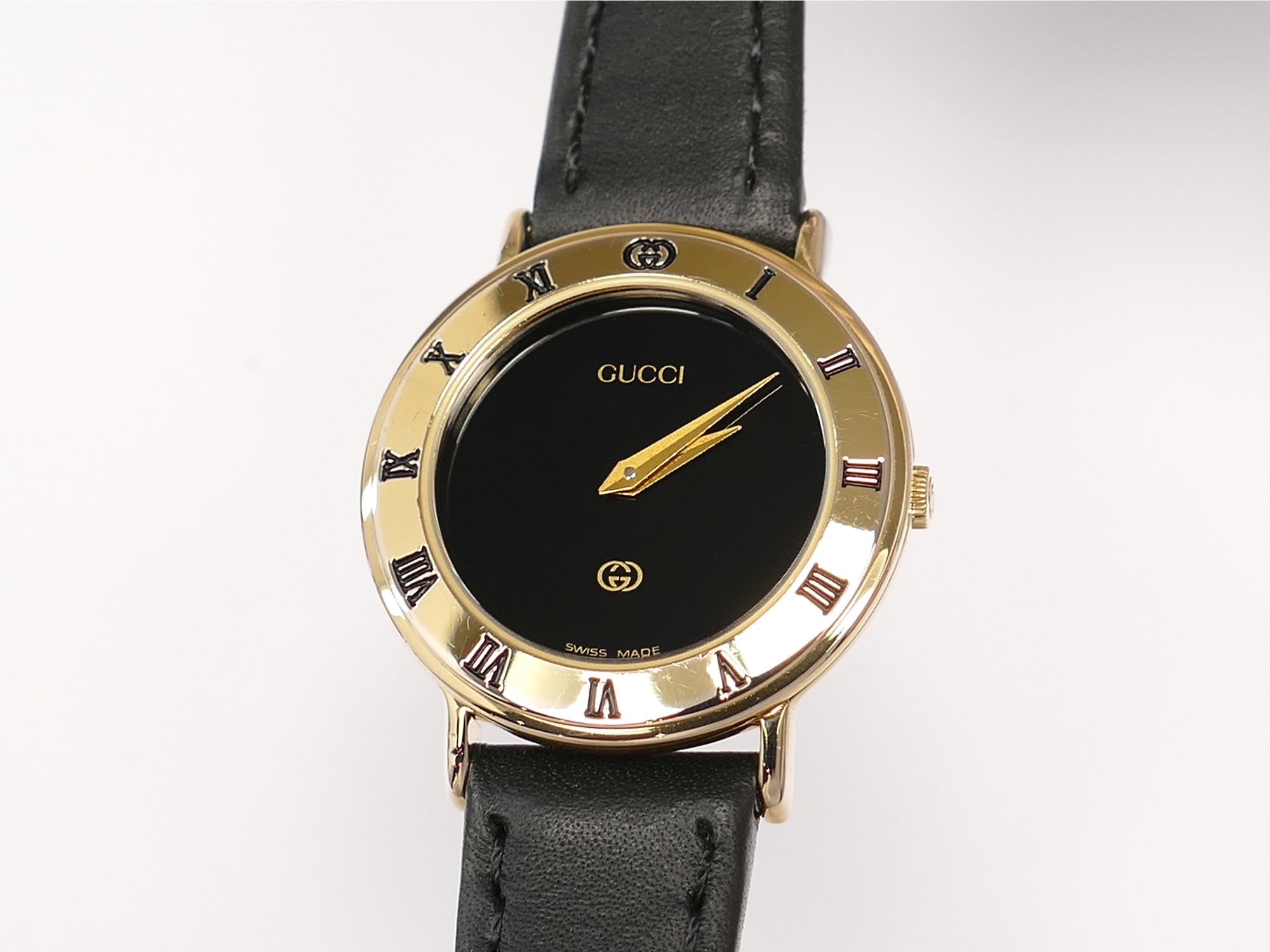 Gucci 3000L Black Dial 18k Gold Plated with Roman Numeral Bezel