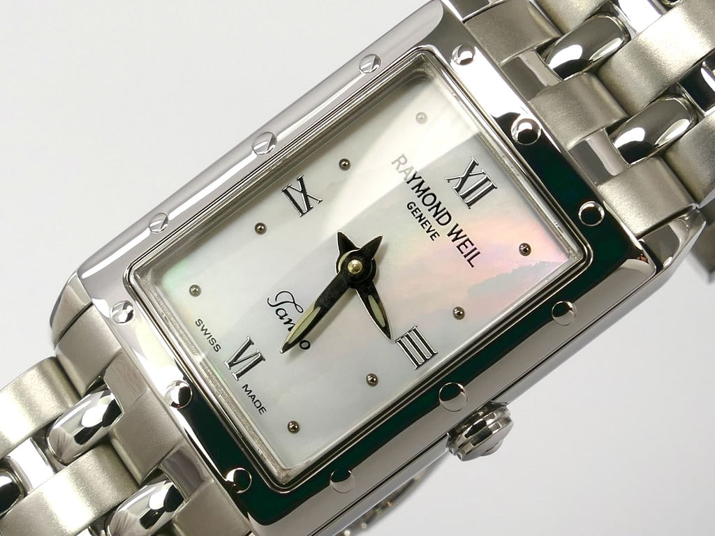 Raymond Weil Tango White Mother of Pearl Dial 5971-ST-00915 iridescent dial