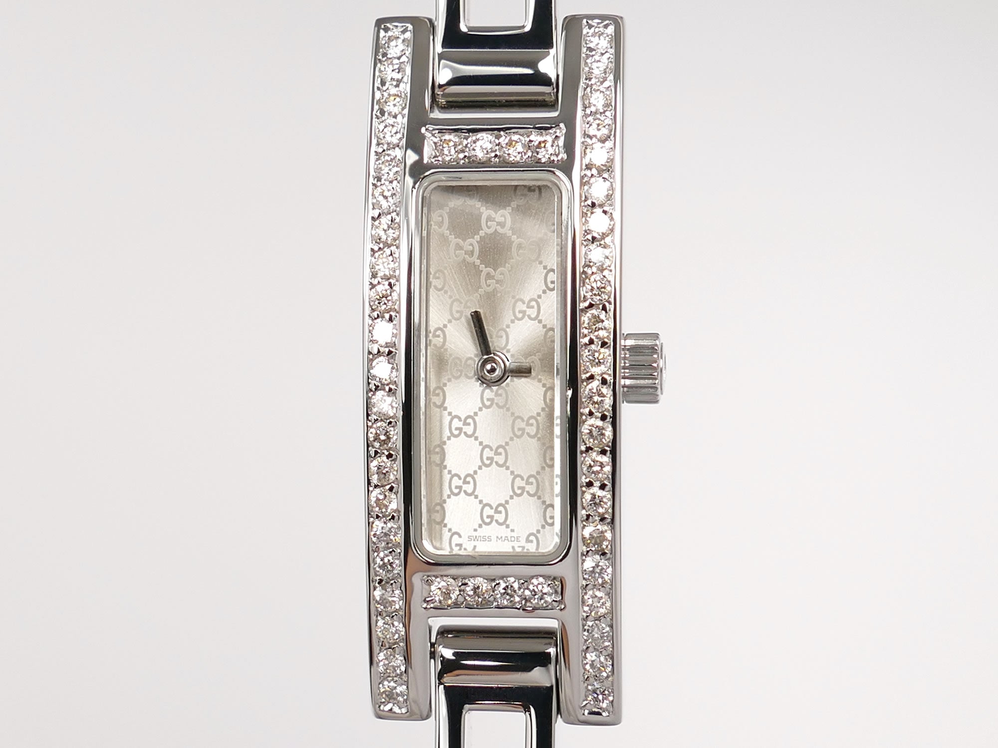 Gucci 3900L Silver Rectangular GG pattern Dial