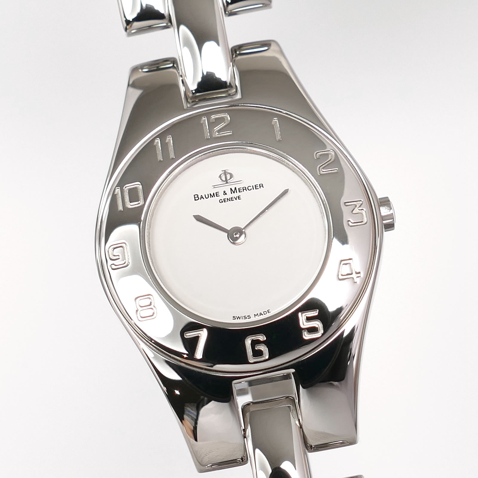 Baume & Mercier Linea MV045182 Arabic Numeral Bezel