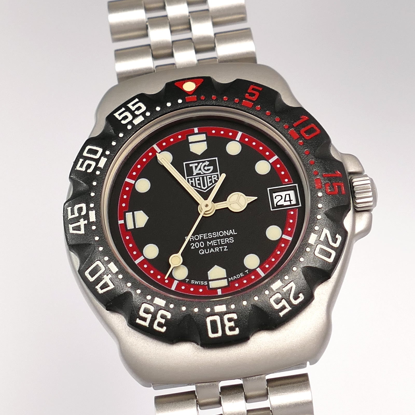 TAG Heuer Formula 1 Black dial close up