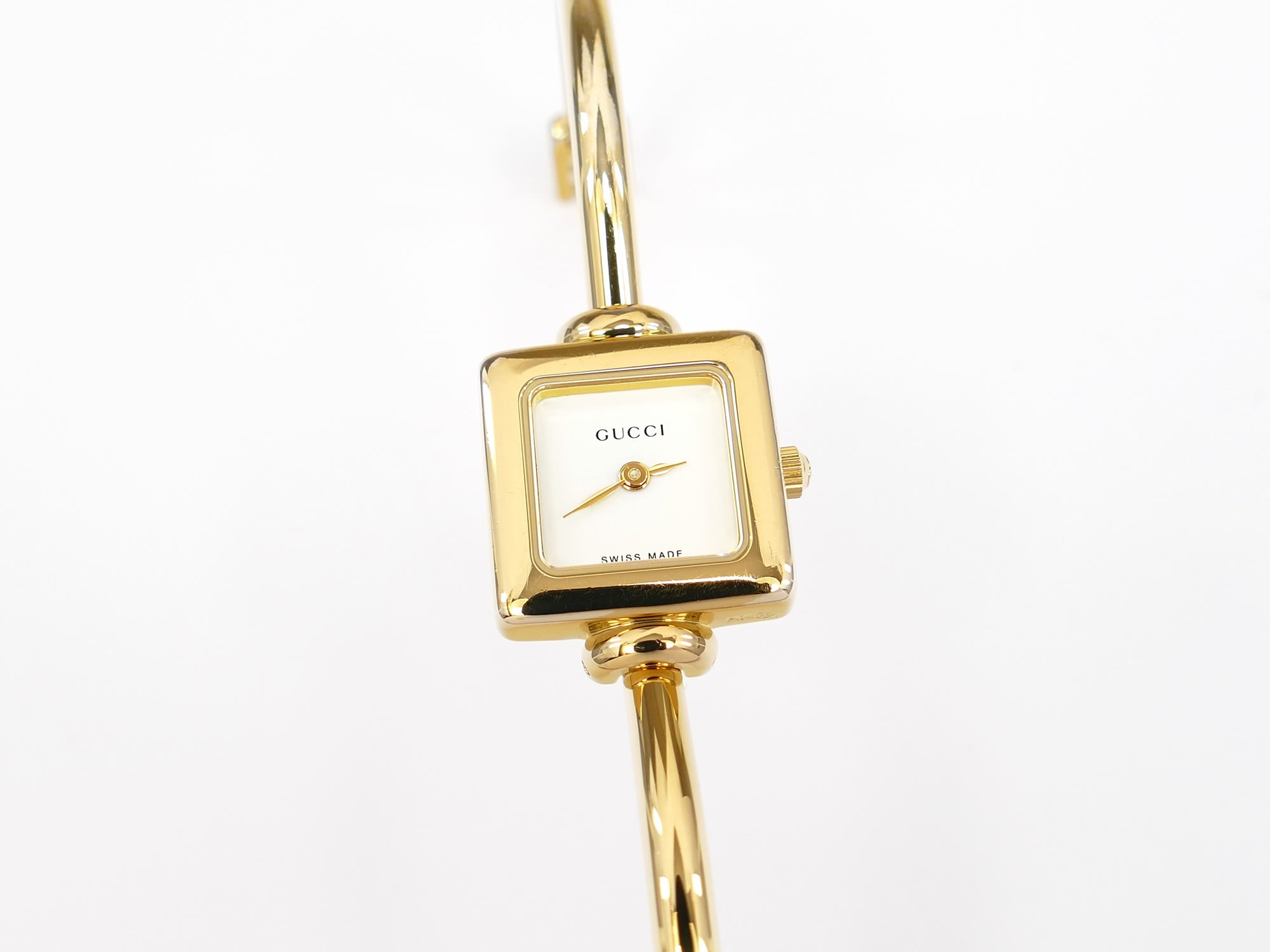 Gucci 1900L White Dial 18k Gold Plated