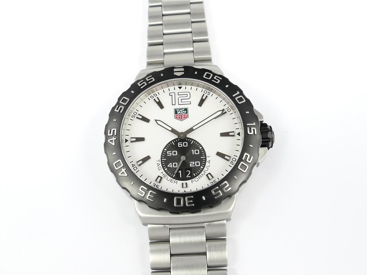TAG Heuer Formula 1 White WAU1111.BA0858 Grande Date F1 Quartz 42mm