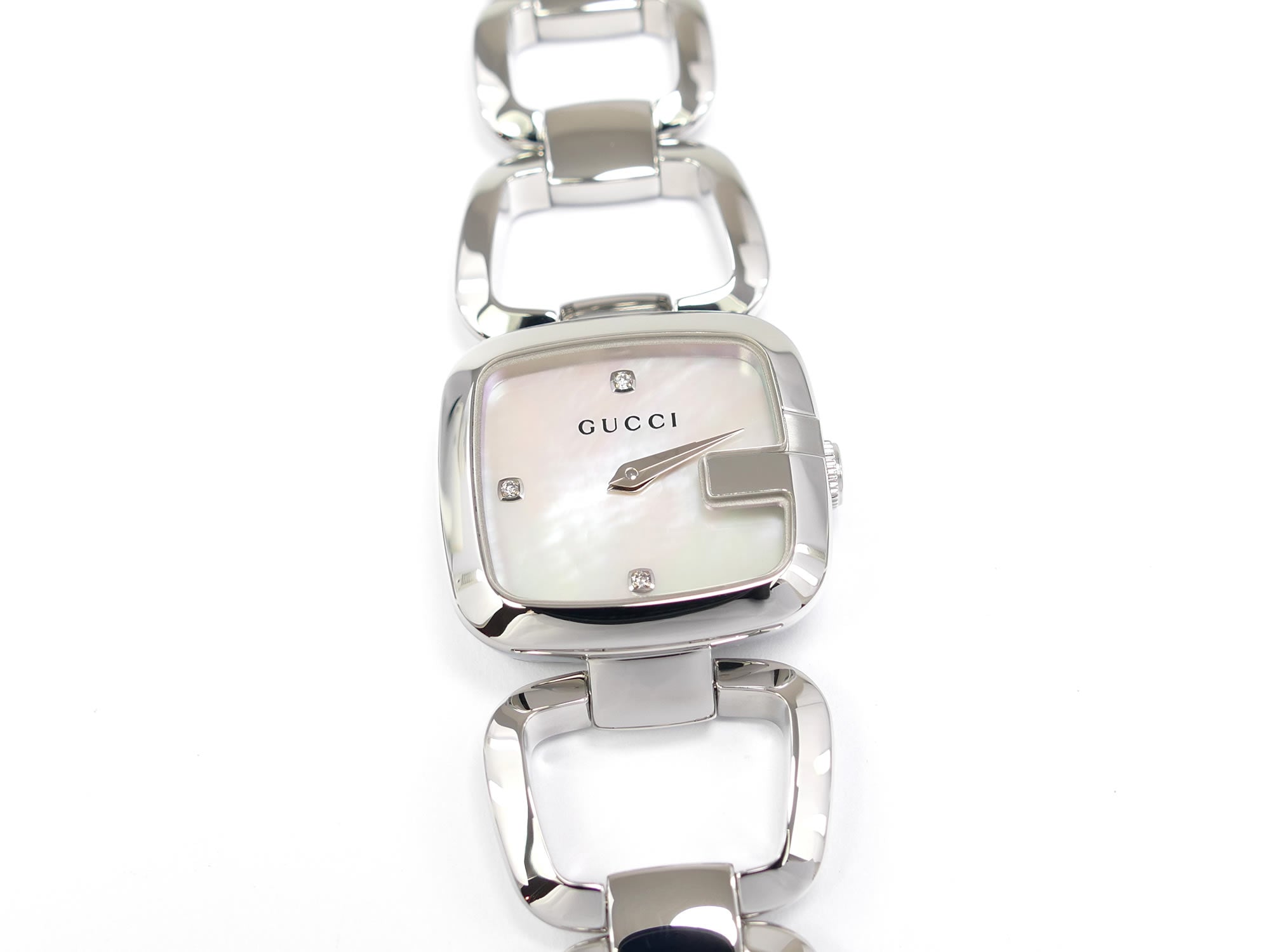 Gucci G 125.5 White Mother of Pearl with 3 Diamonds