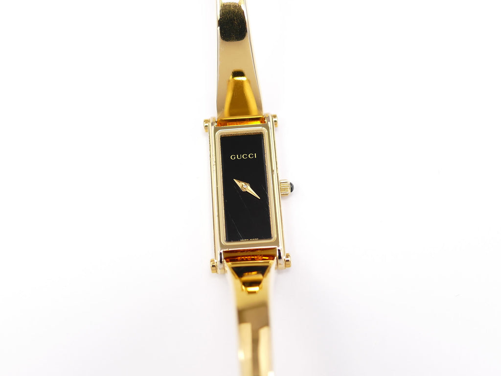 Gucci 1500L Black Rectangular Dial
