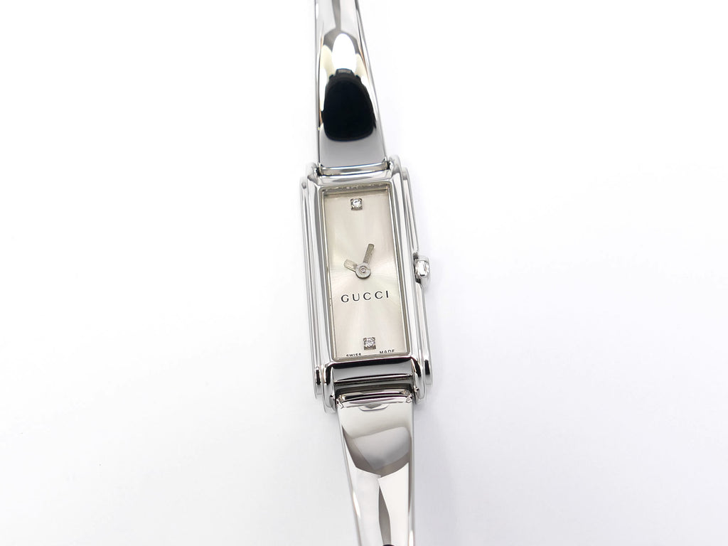Gucci G-Line 109 Silver Sunburst Dial with 2 Diamonds