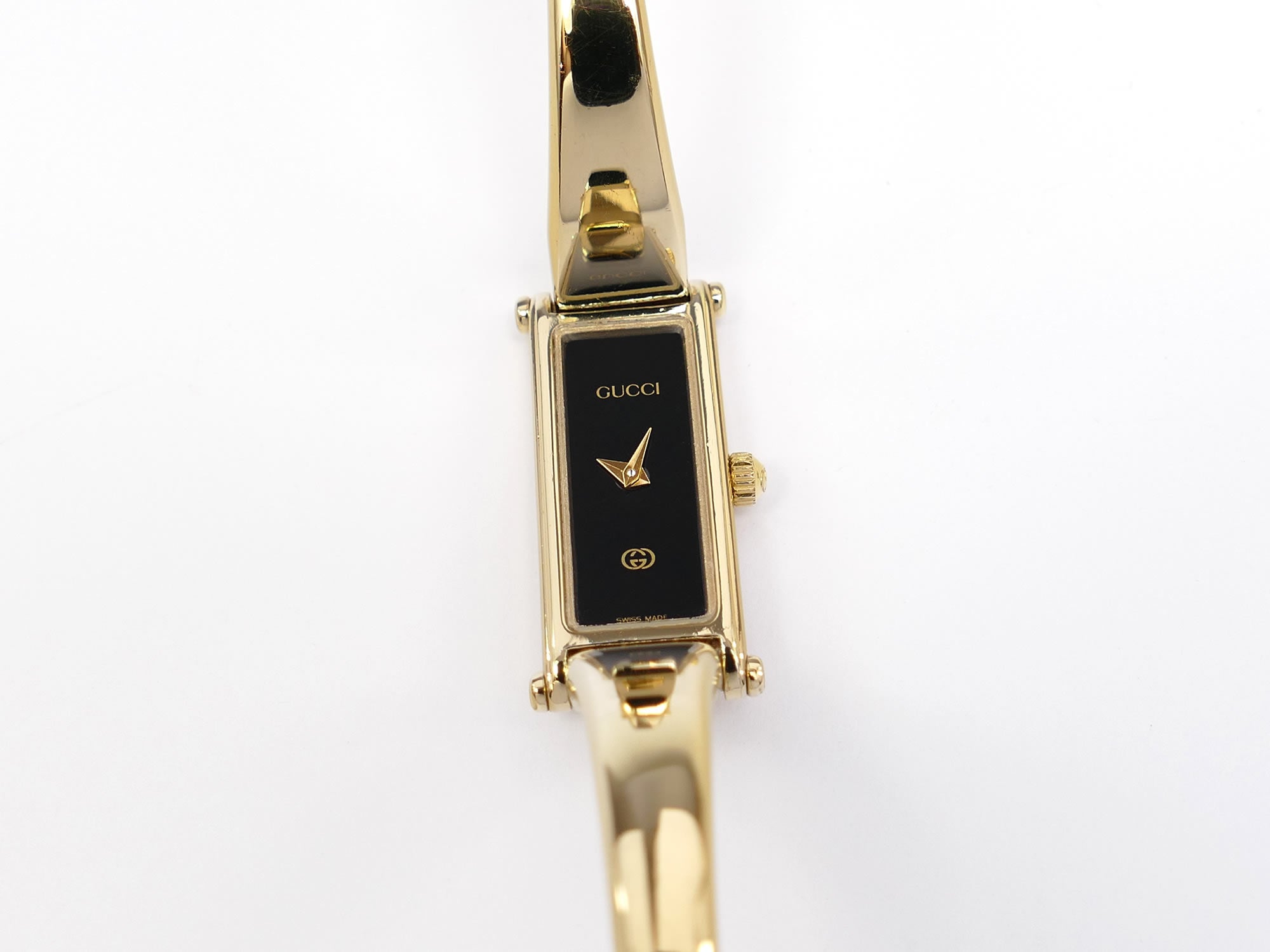 Gucci 1500L Black Rectangular Dial 18k Gold