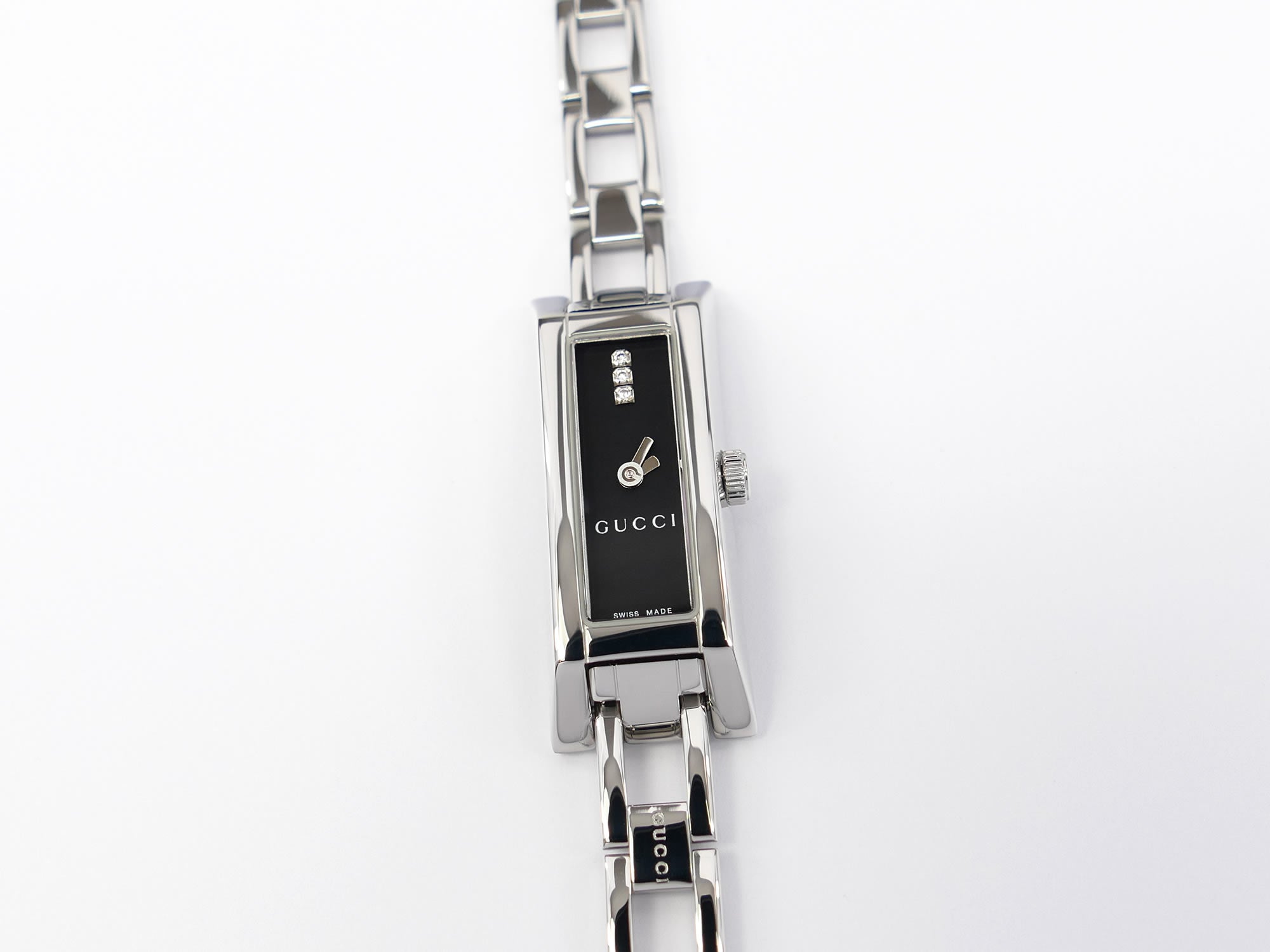 Gucci G-Link 110 Black Dial & 3 Diamonds